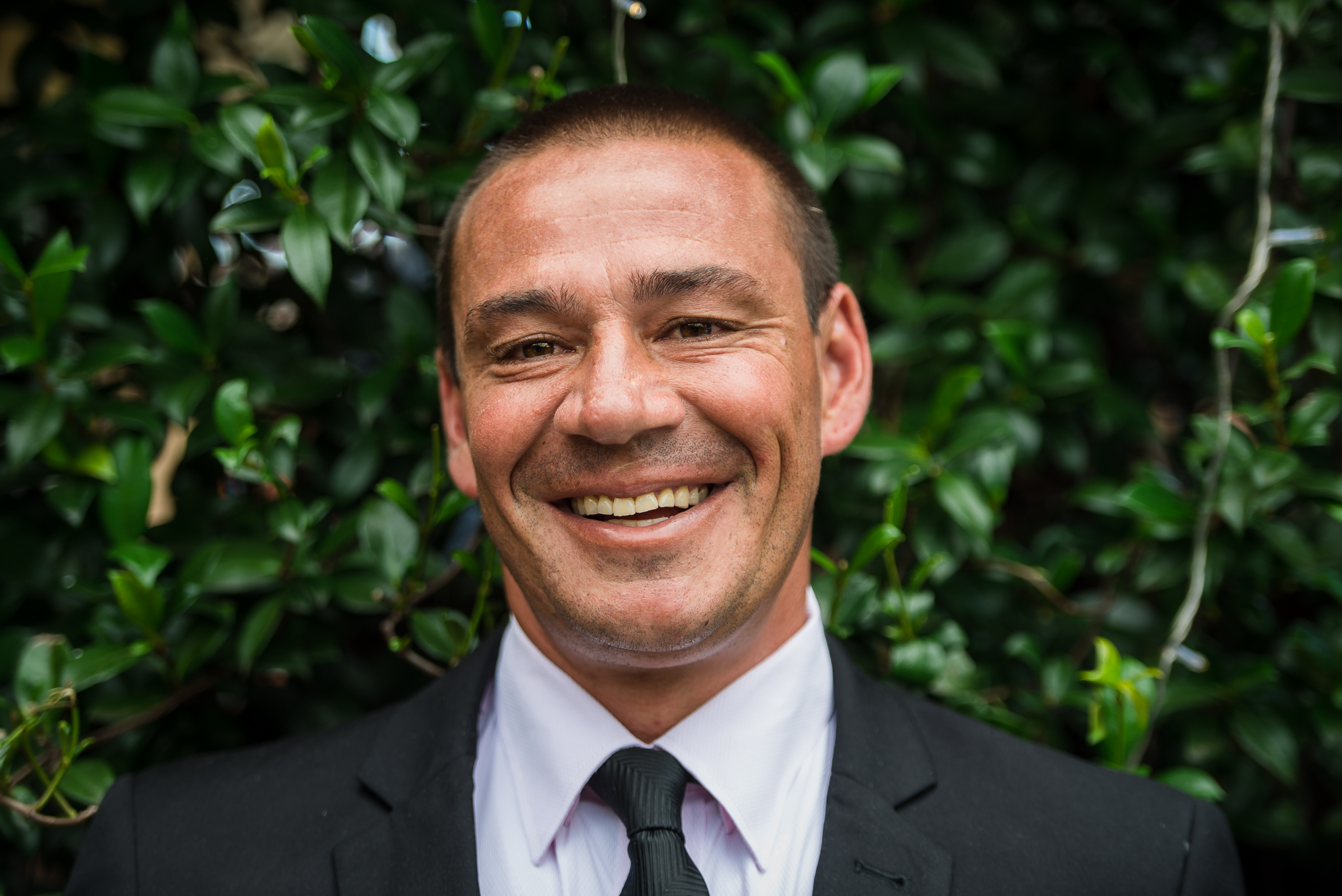 wedding prep of the groom before the wedding