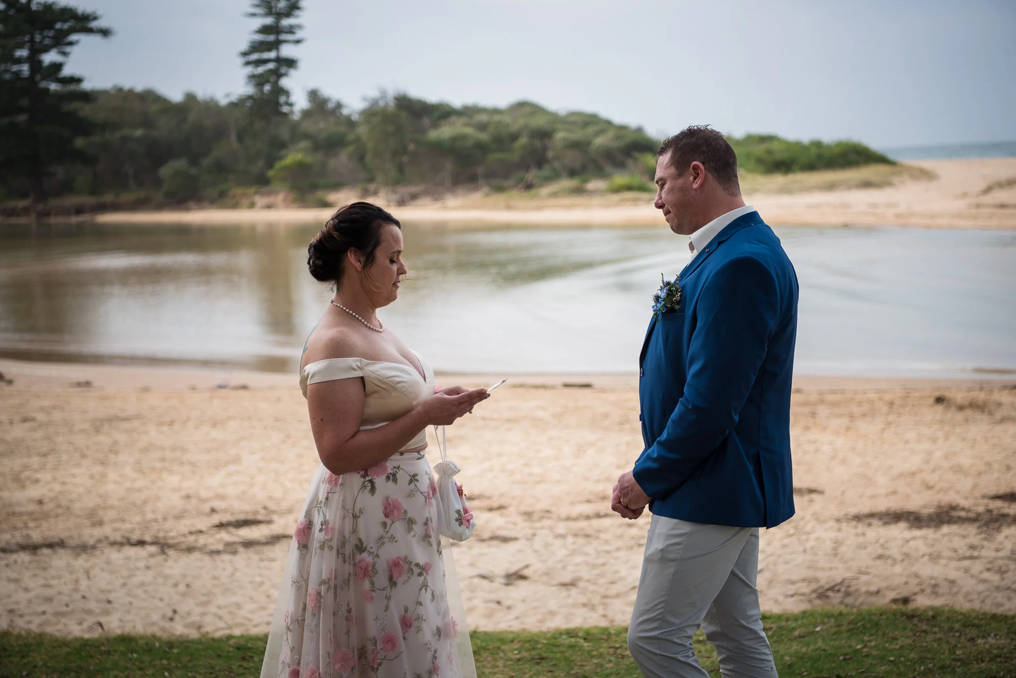 Bianca-Malcolm-Elopement-Wollongong-Beach-Photography-By-Amye (17).JPG