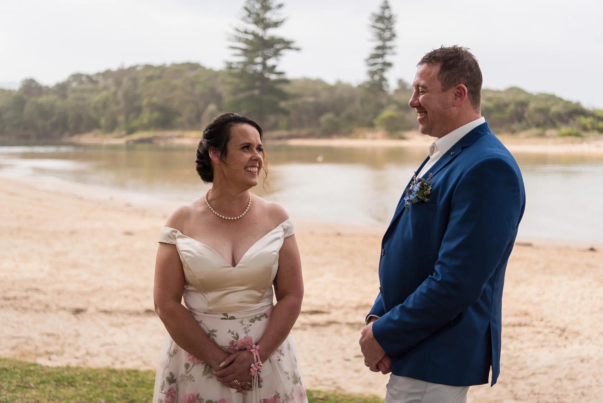 Bianca-Malcolm-Elopement-Wollongong-Beach-Photography-By-Amye (7).JPG