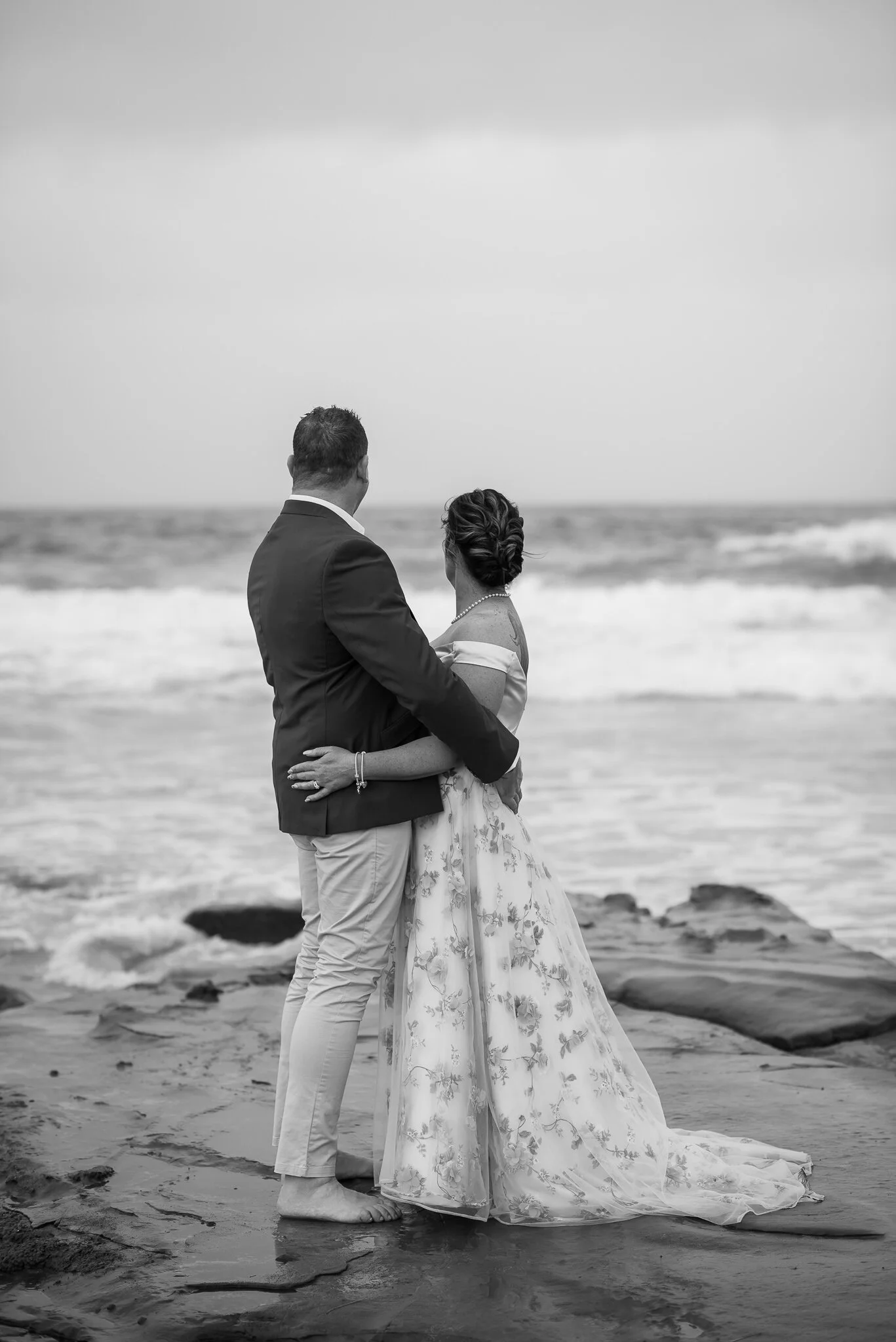 Bianca-Malcolm-Elopement-Wollongong-Beach-Photography-By-Amye (69).JPG