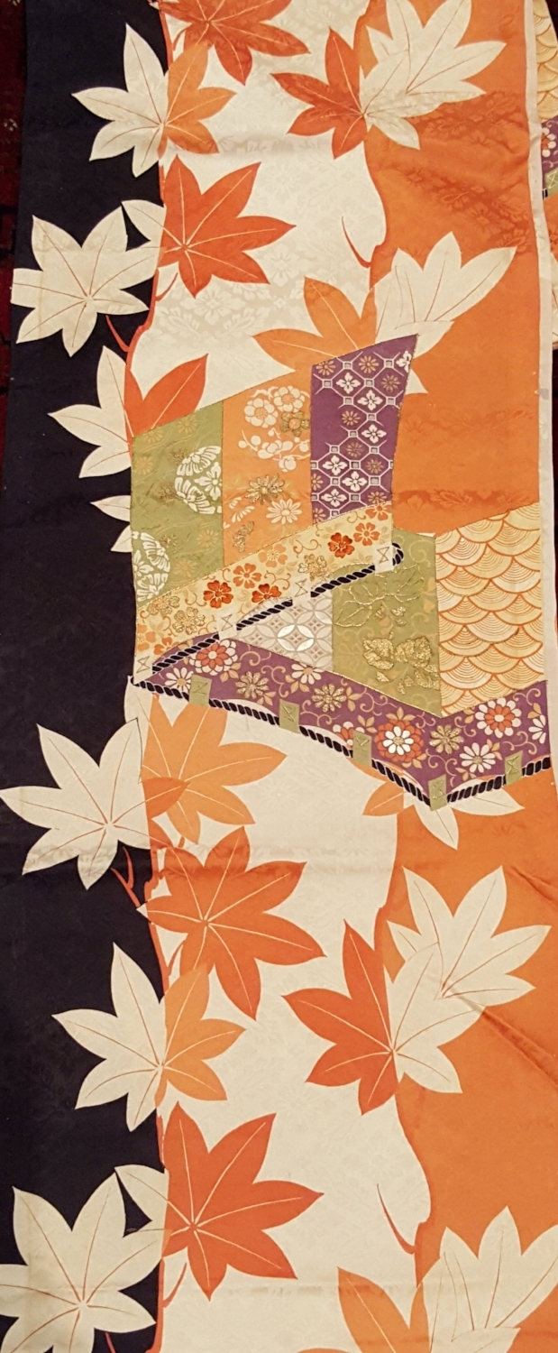 1146 Vintage Japanese silk panel with silk embroidery - mid 20th C.jpg