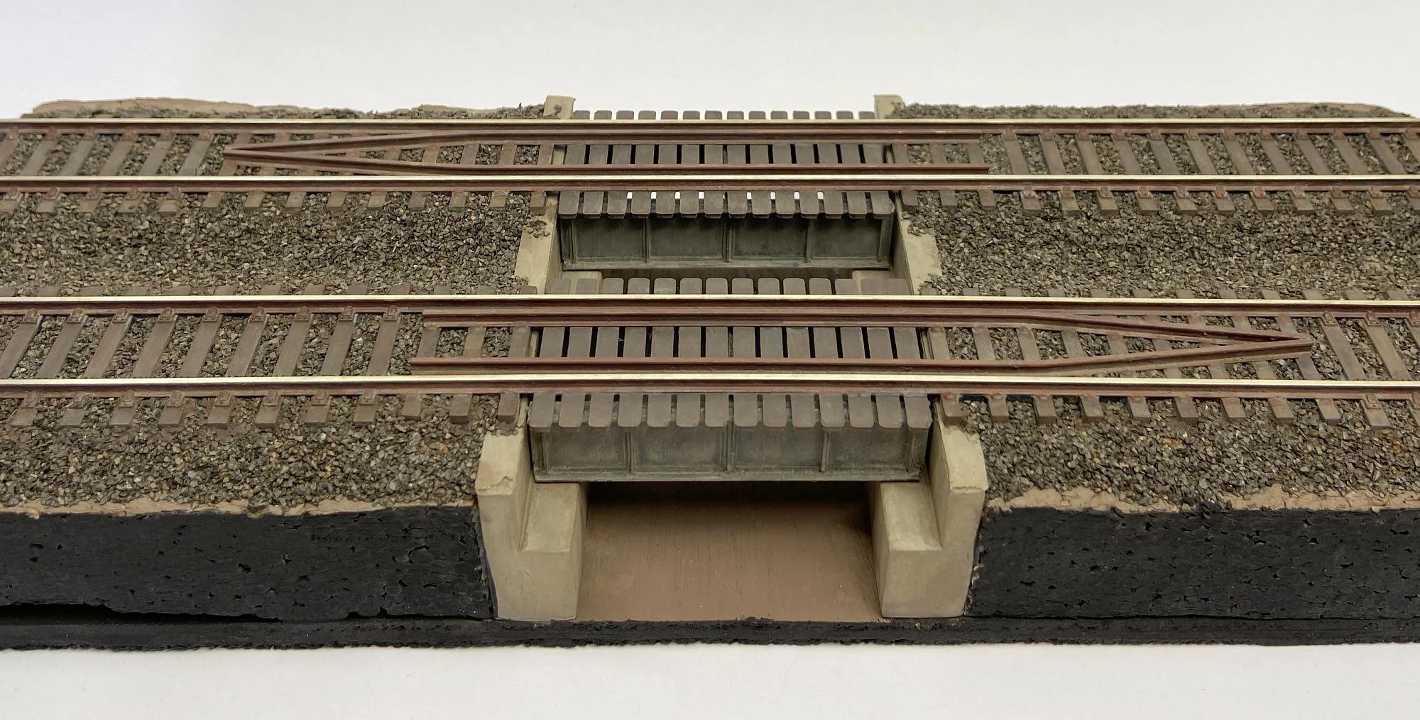 products-ho-scale-guard-rail-sleepers-04.jpg (Copy)