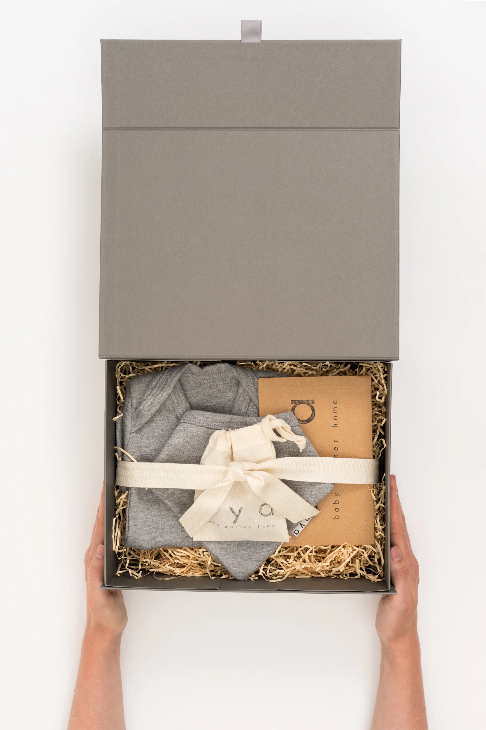 Grey Gift Set09684 copy.jpg