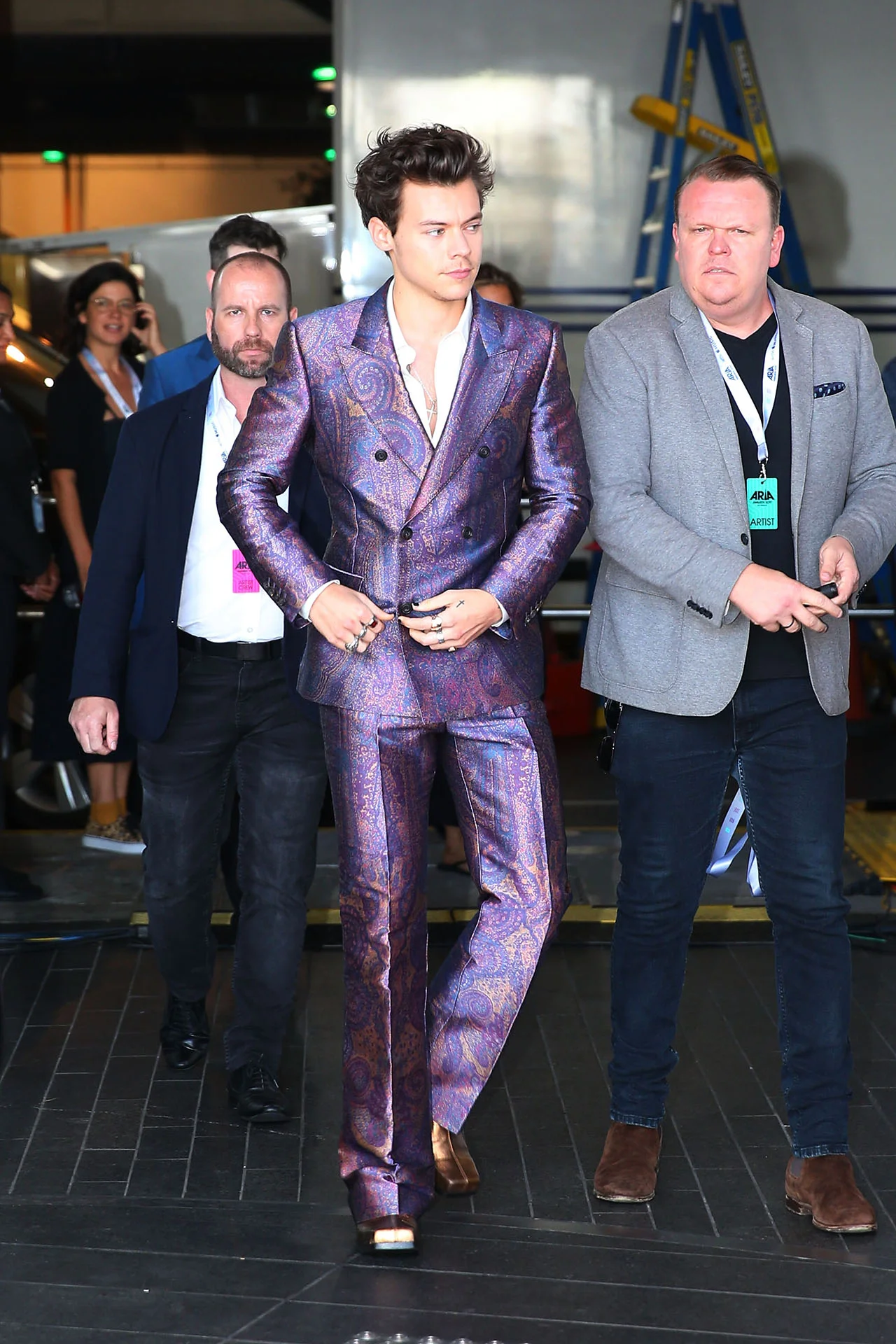harry_styles_gettyimages_880669540.jpg