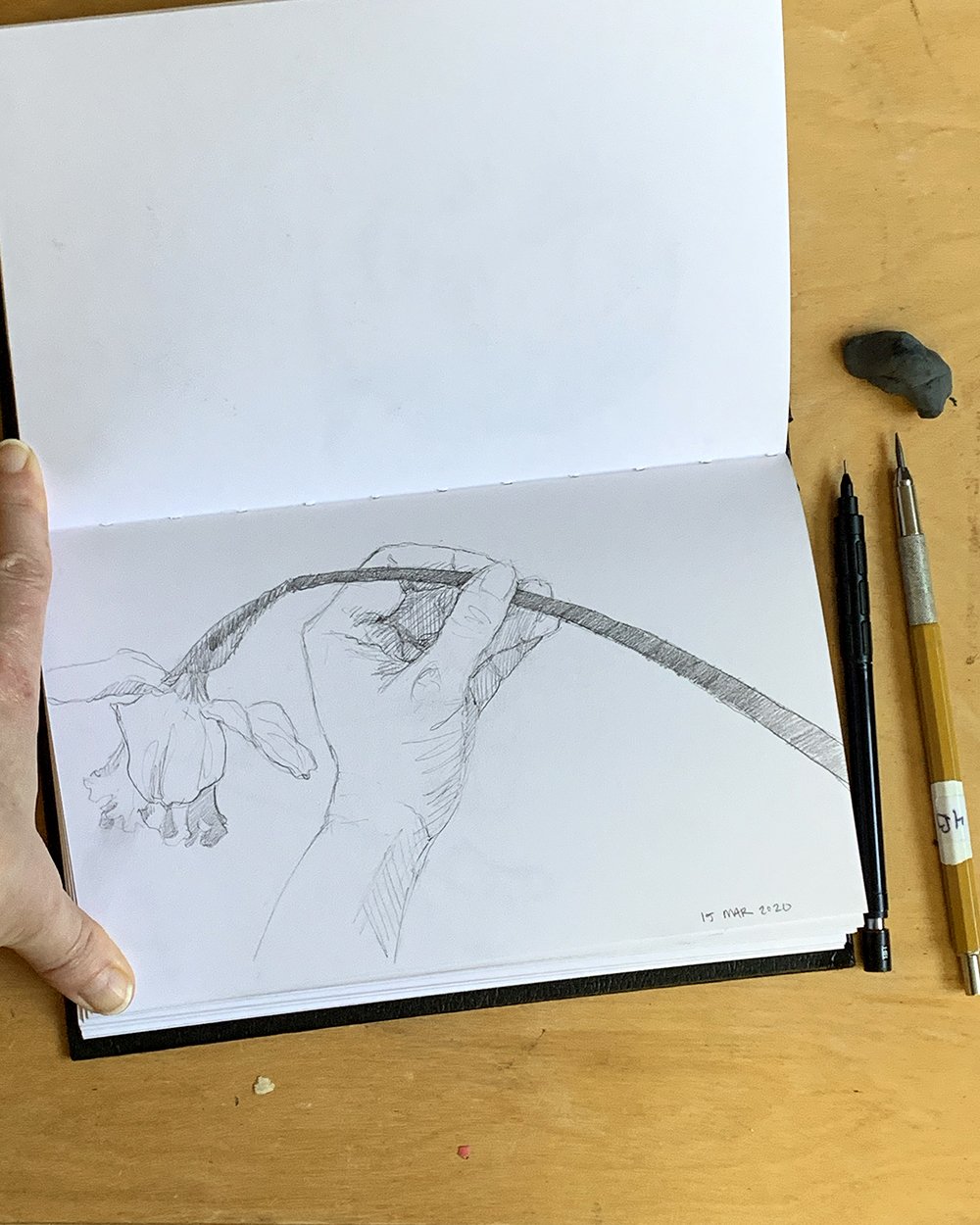 How To Start And Keep A Daily Sketchbook Habit - Trembeling Art