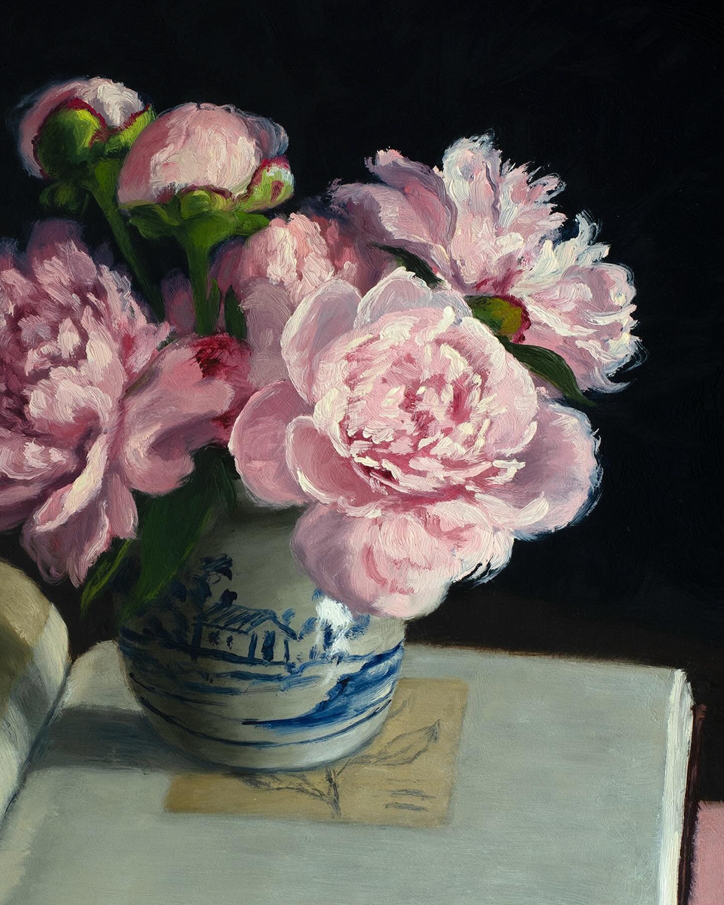 &ldquo;Peonies on Open Book&rdquo; 2023, oil on panel, 16x12 inches for MEMORIES in BLOOM, my major solo exhibition for 2024 at&nbsp;@principle_charleston ⁠
⁠
Catalog available by emailing art@principlecharleston.com 

#Elizabethfloydart #memoriesinb