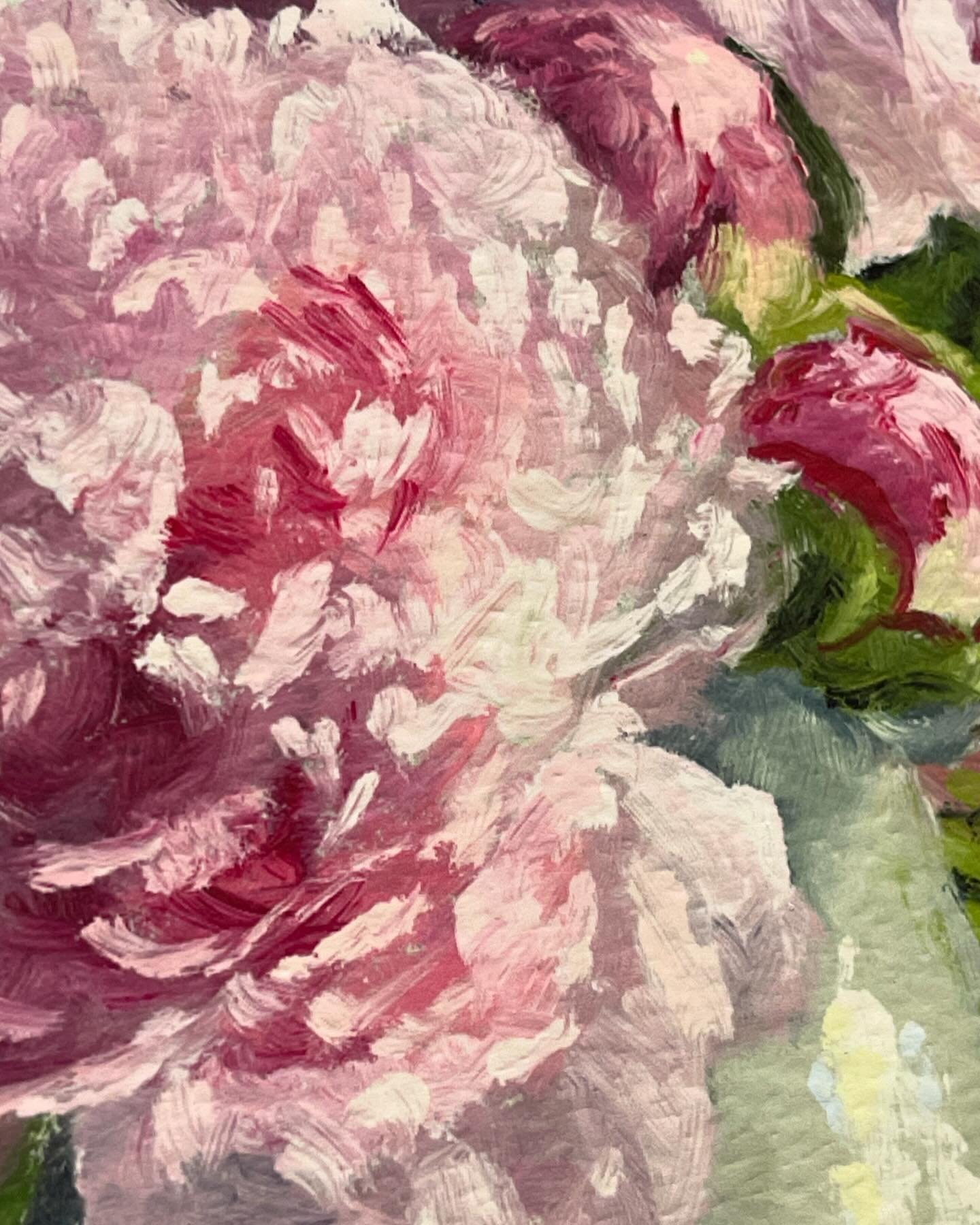 Detail from my limited edition print for May, featuring a detail of Peonies. The juicy brushstrokes, please! Available at the link in profile if you&rsquo;d like. ⁠
⁠
#elizabethfloydart #peonypainting