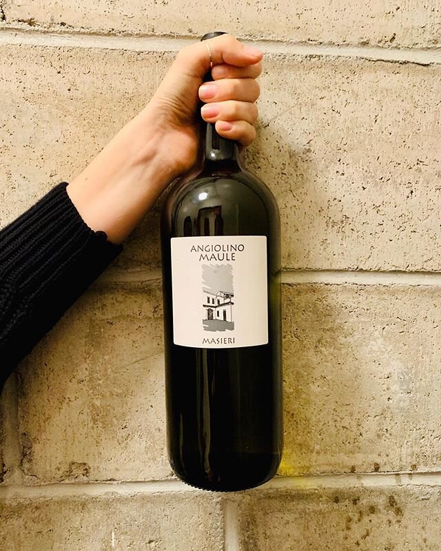 Come by and try this beautiful Garganega blend from Angiolino Maule from that we are pouring for $14 a glass tonight! #magnummonday