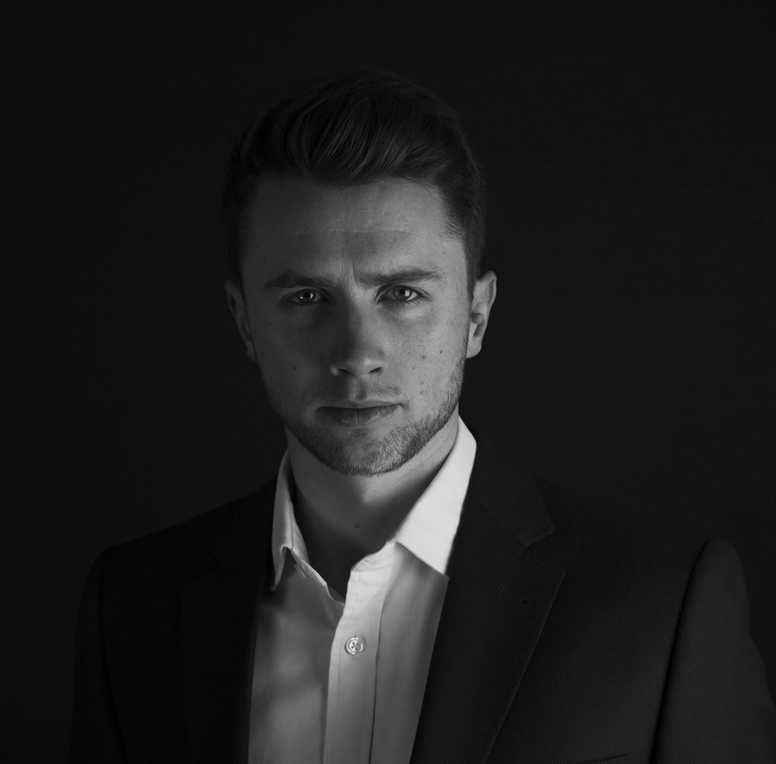 JEVAN MCAULEY_headshot.jpg