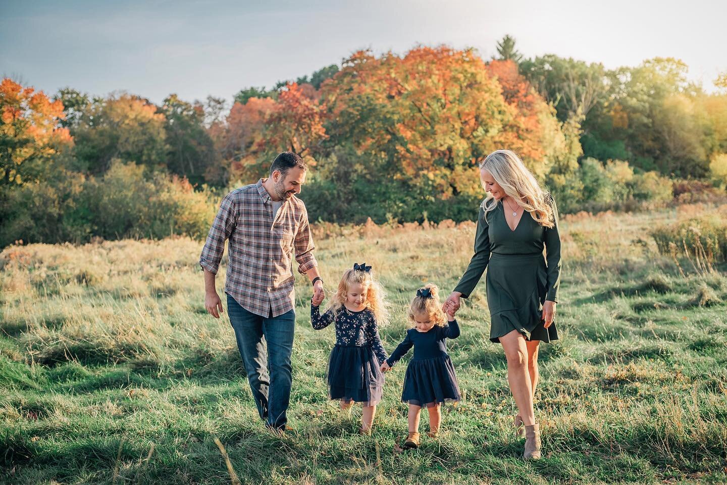 Took full advantage of Golden Hour this season and I&rsquo;m hooked.  We snagged those New England fall colors just in the nick of time! 
.
Just love these four beautiful humans. 💞  Is it weird that I want this printed huge on our own walls?! ☺️ **m