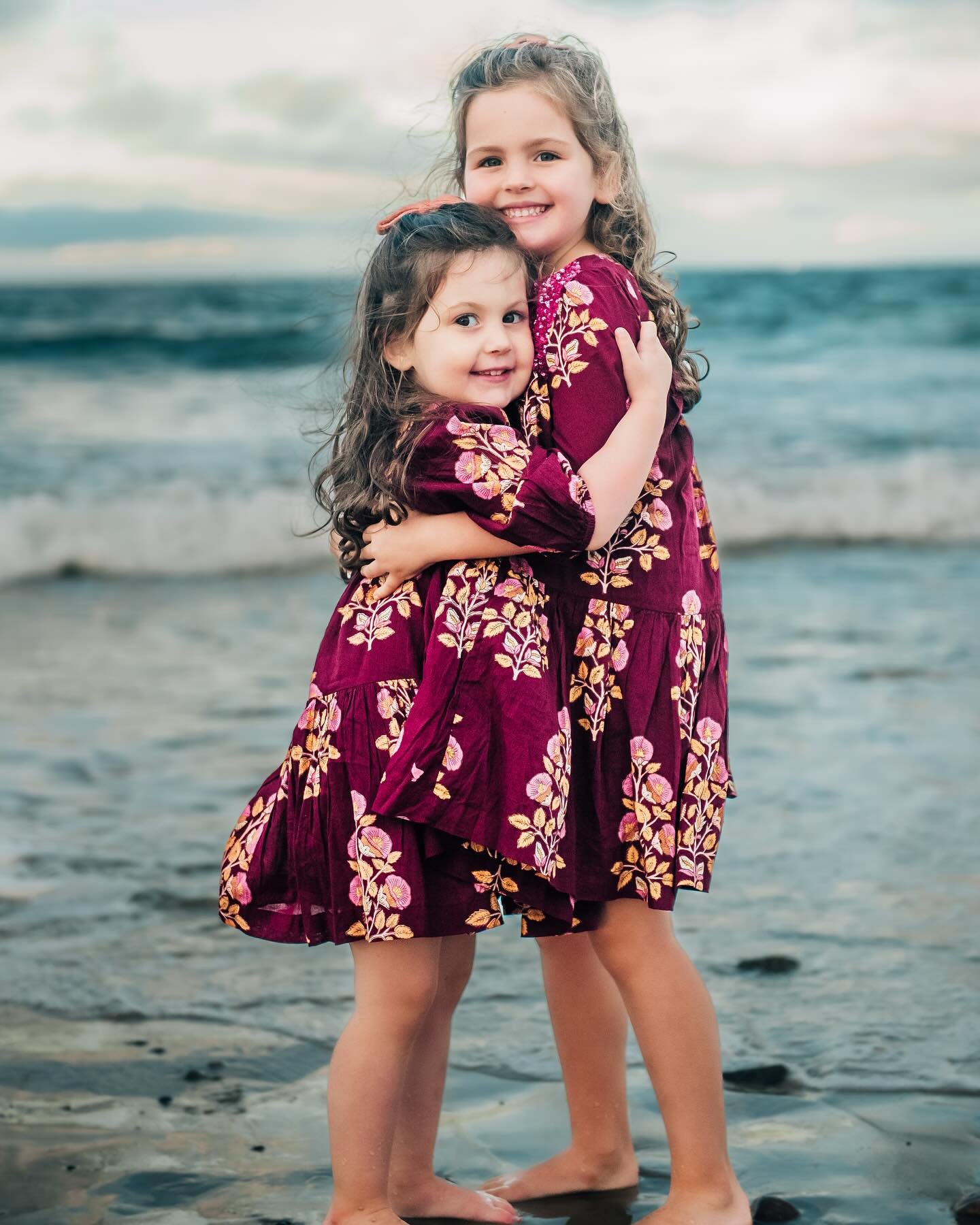 Remember our unseasonably warm September?! What a dream that was!! Brrrrr. ❄️. @alywint, love your crew and forever obsessed with Polly 🐾