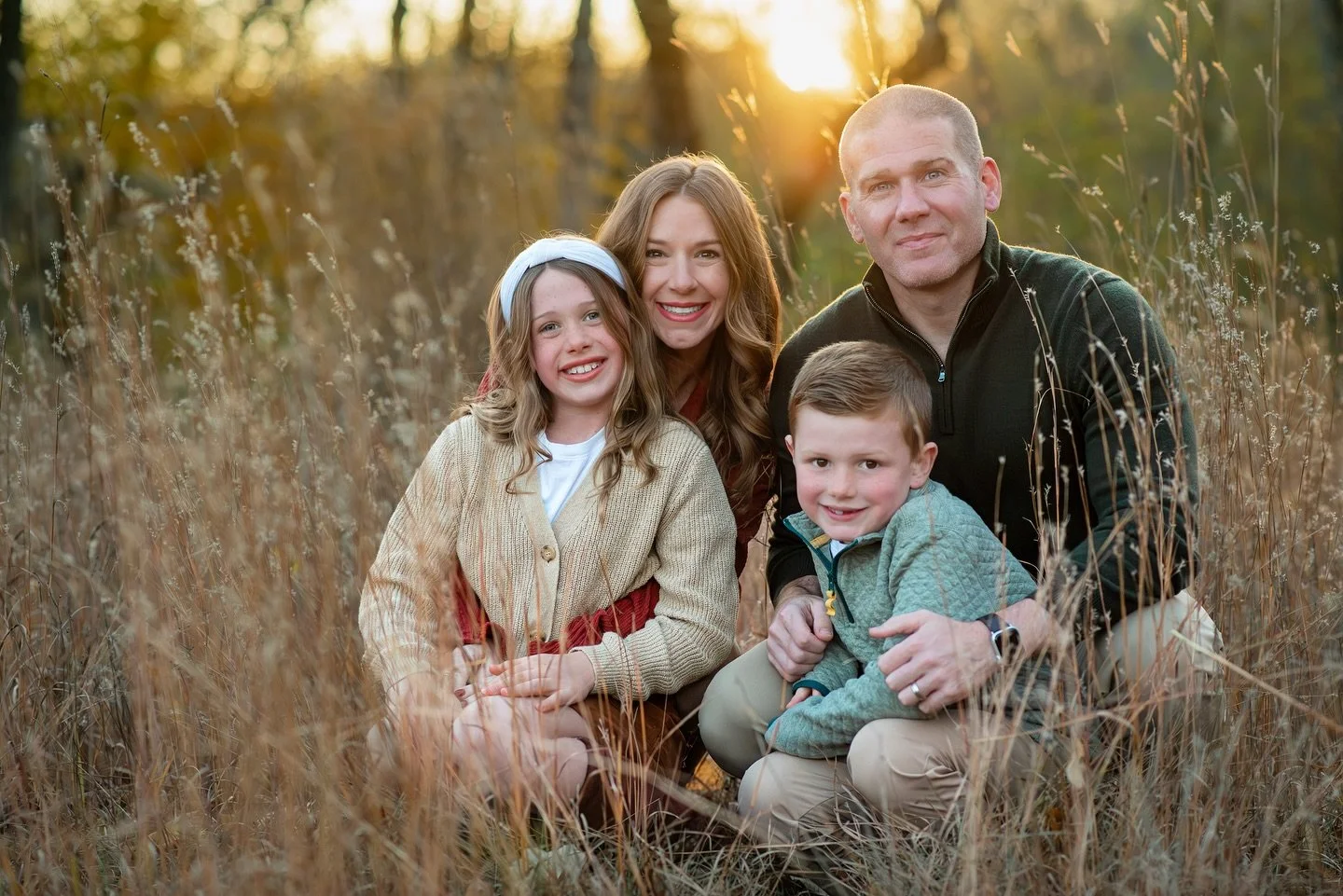 Some cozy fall vibes for ya on this snowy Sunday. This day. This place. This fam. 🥰.