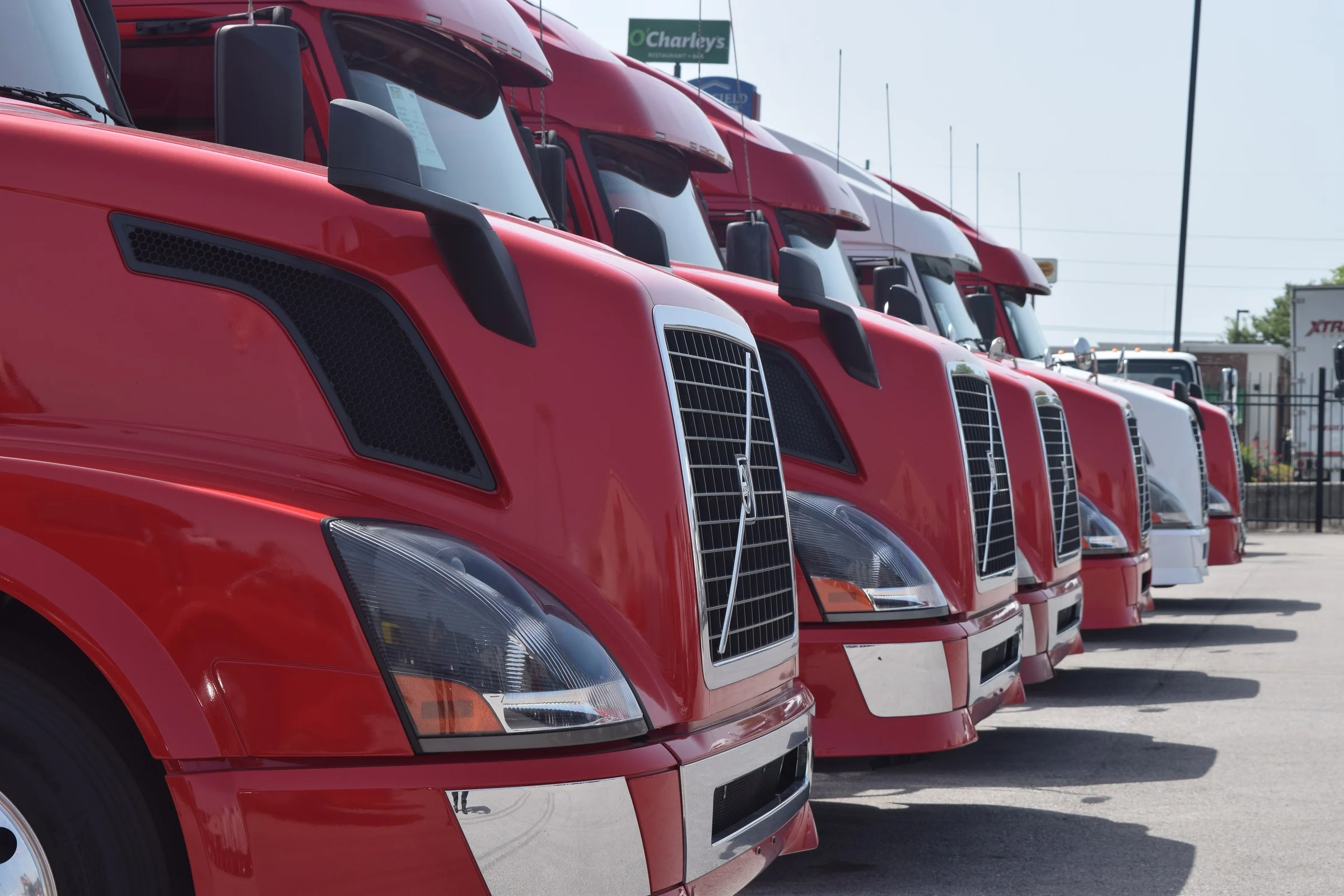 dealer-trucks-2016-08-15-16-42.jpg