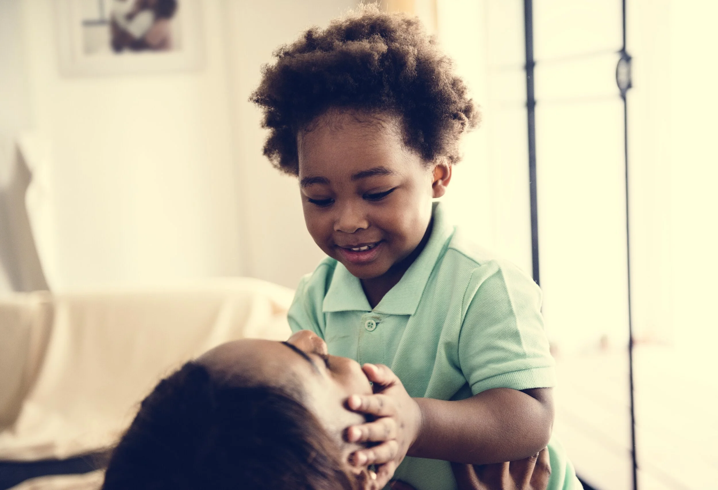 Listen: Seuns Sonder Pa’s – Are you raising your child as a single parent?