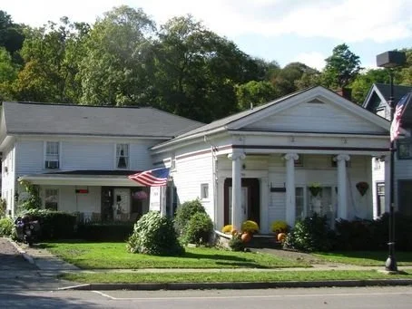 The Colonial Inn &amp; Creamery