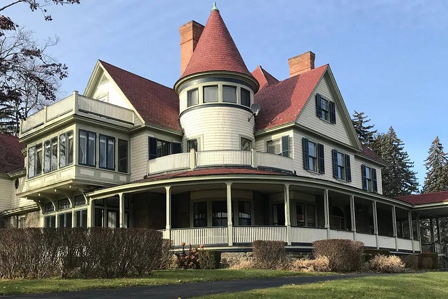 Idlwild Inn