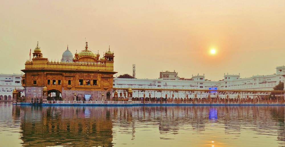 The-Golden-Temple-Harmandir-Sahib-Northern-India.jpg