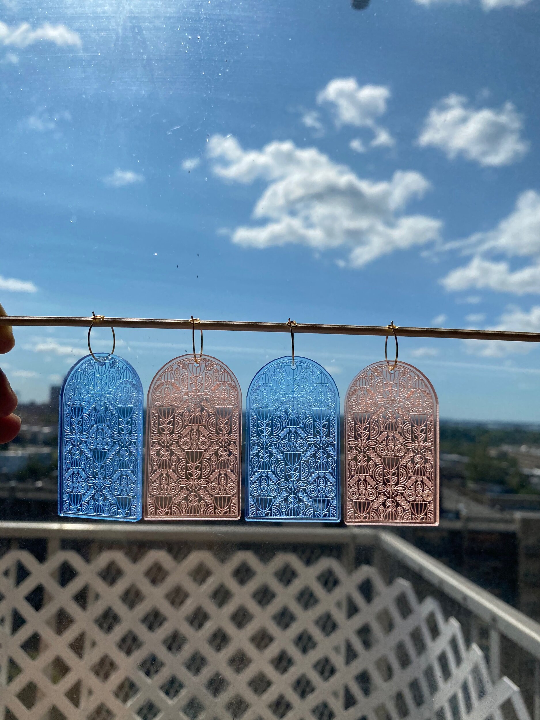 C951F43F-C2A1-442C-9804-166DEE0F654C