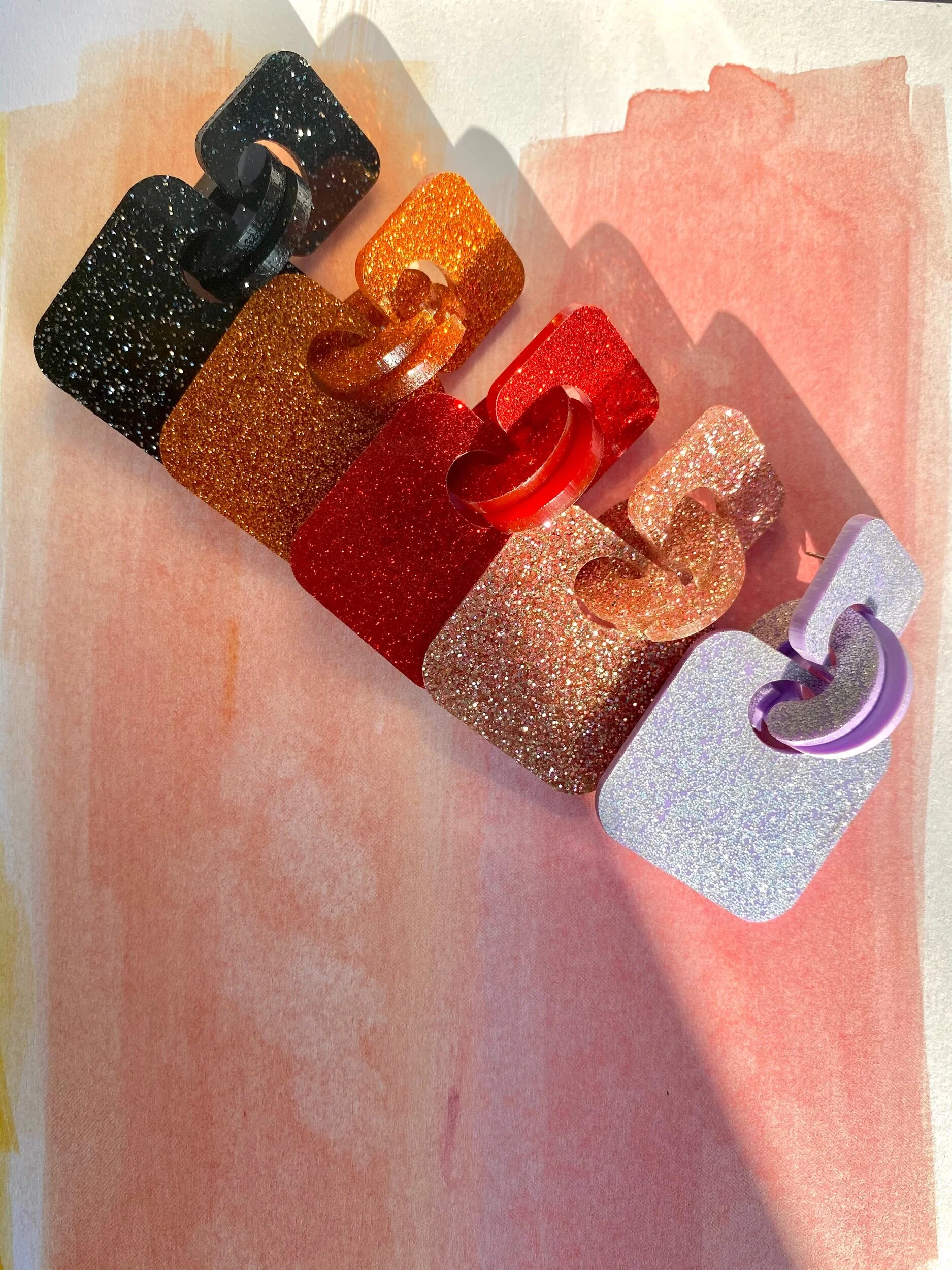 A72E15BD-6C18-4681-ABEE-97DAFB3E4D3D