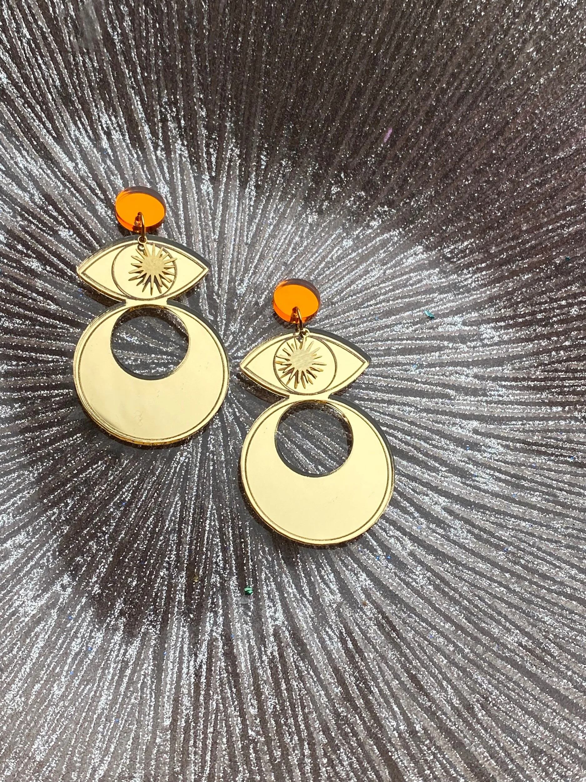 5A0CEF6D-170F-4DFE-89D6-169FC754E692