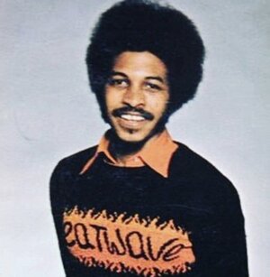 🔥🔥Heatwave Band Member Sweater 🔥🔥 — Dennis Carroll