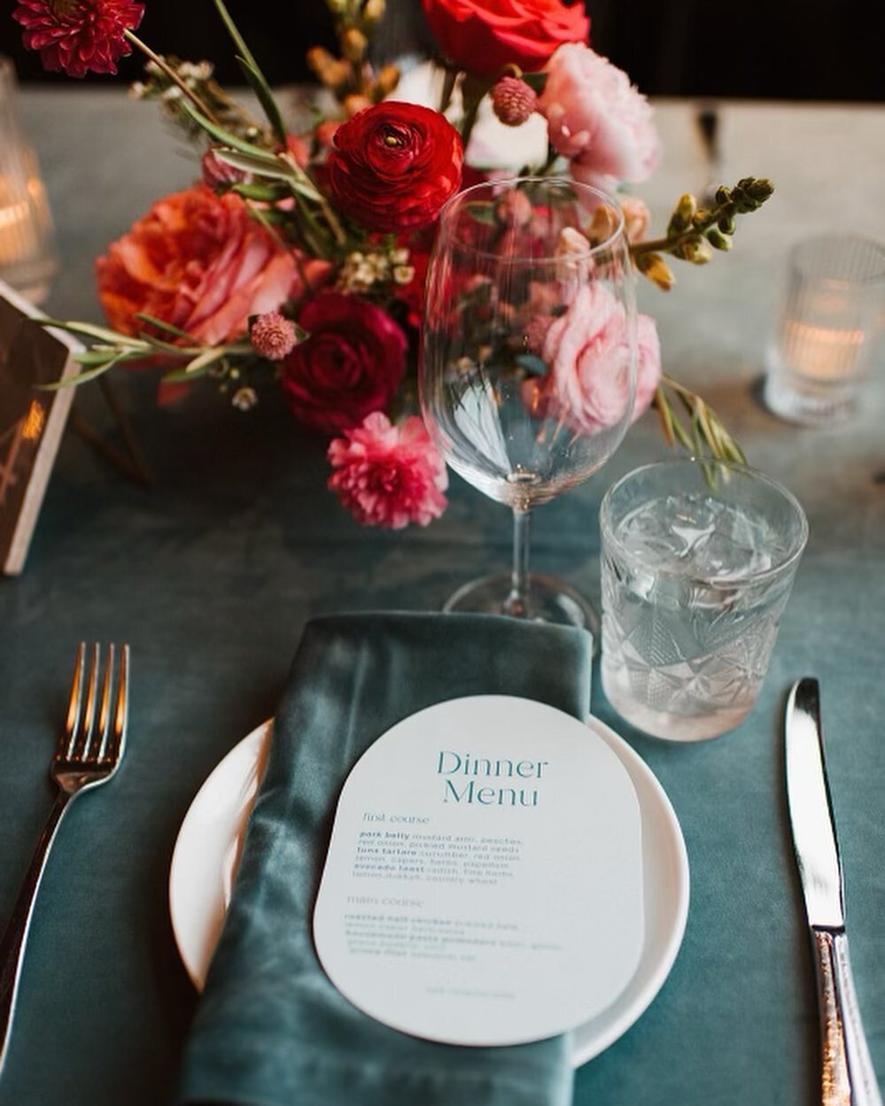 Brigitte and Matt&rsquo;s intimate dinner party to celebrate their wedding. @bewidget ☁️ xxJH #anLSEwedding 
-
Stylist and Planner @laurelstreetevents 
Florist @levantlane 
Linens @bbjlatavola 
Hair @facebyraymie 
Makeup @taylorhealeymakeup 
Dress @j