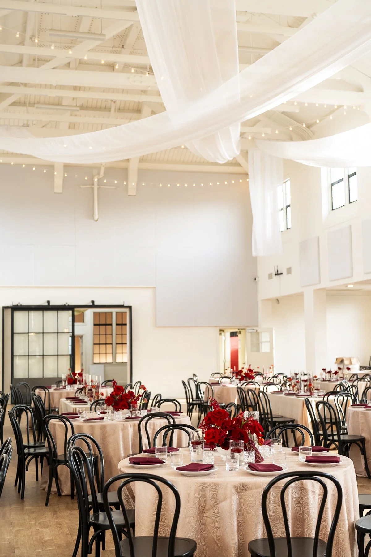 reem_mohamed_wedding hall-001.jpg