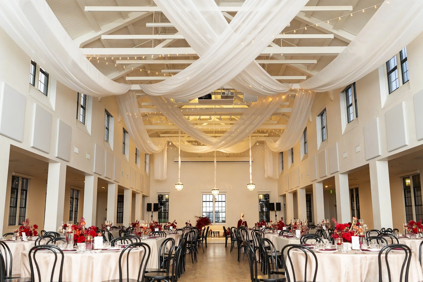 reem_mohamed_wedding hall-002.jpg