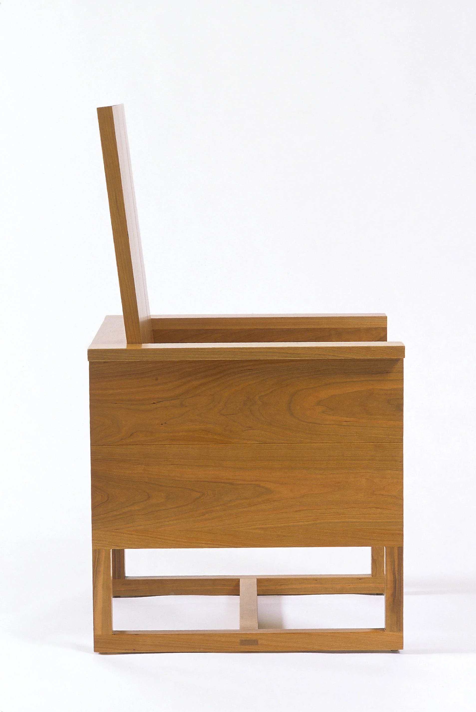 presiders_chair_cherry.jpg