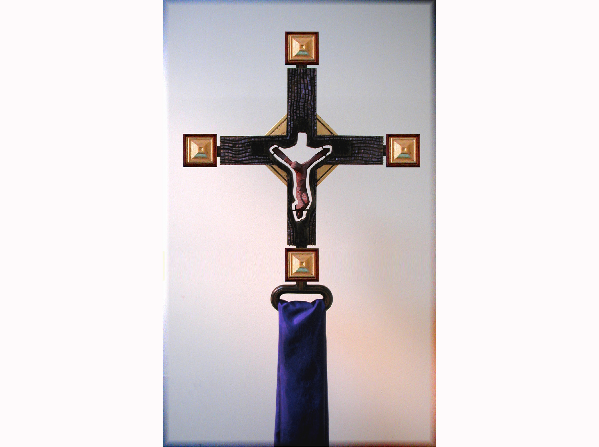 corpus_processional_cross_48.jpg