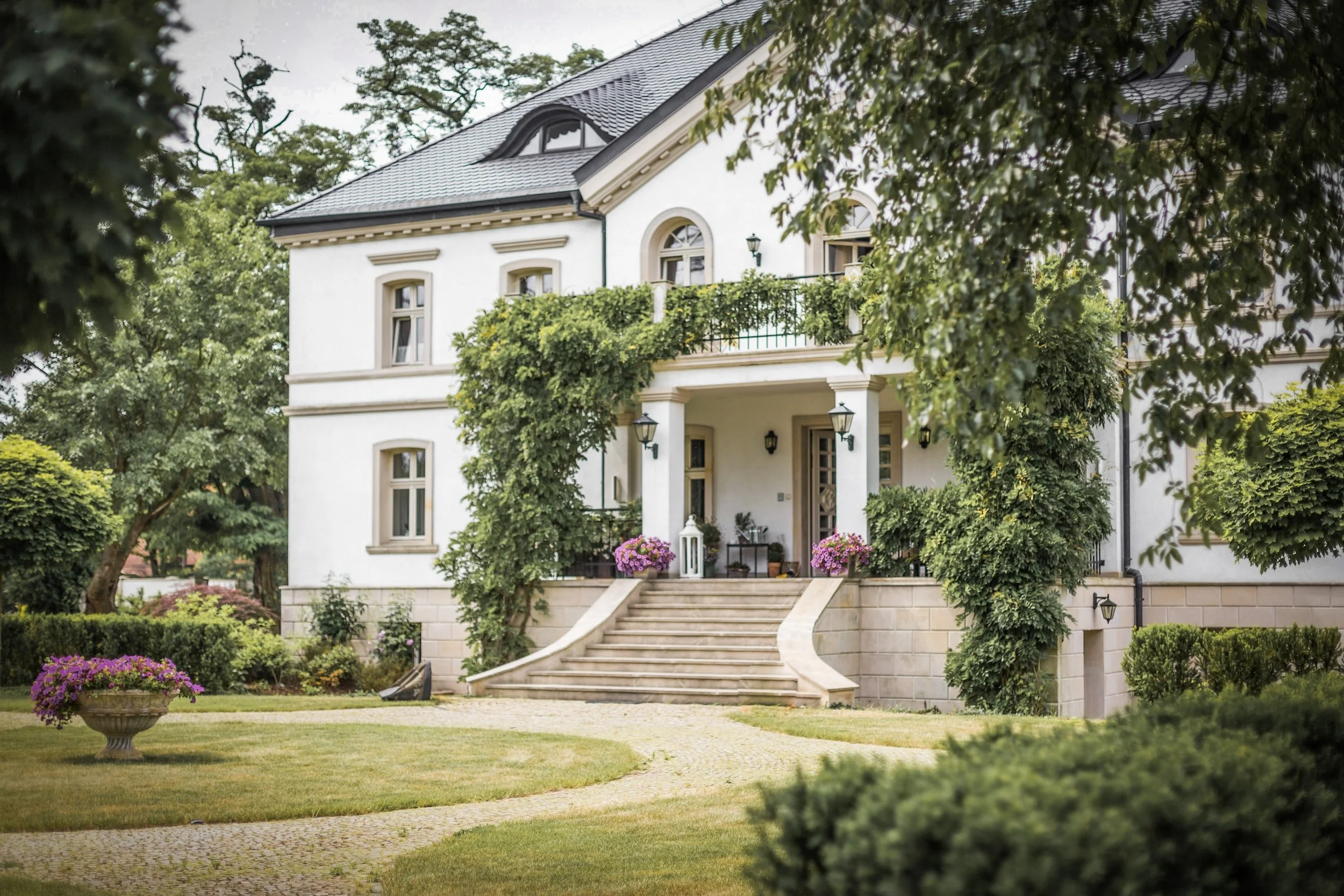 The Seller's Guide: Determining if a Price Reduction is Right for You