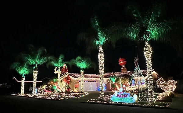 MK Life Tips: The Best Neighborhoods to View Holiday Lights in San Diego