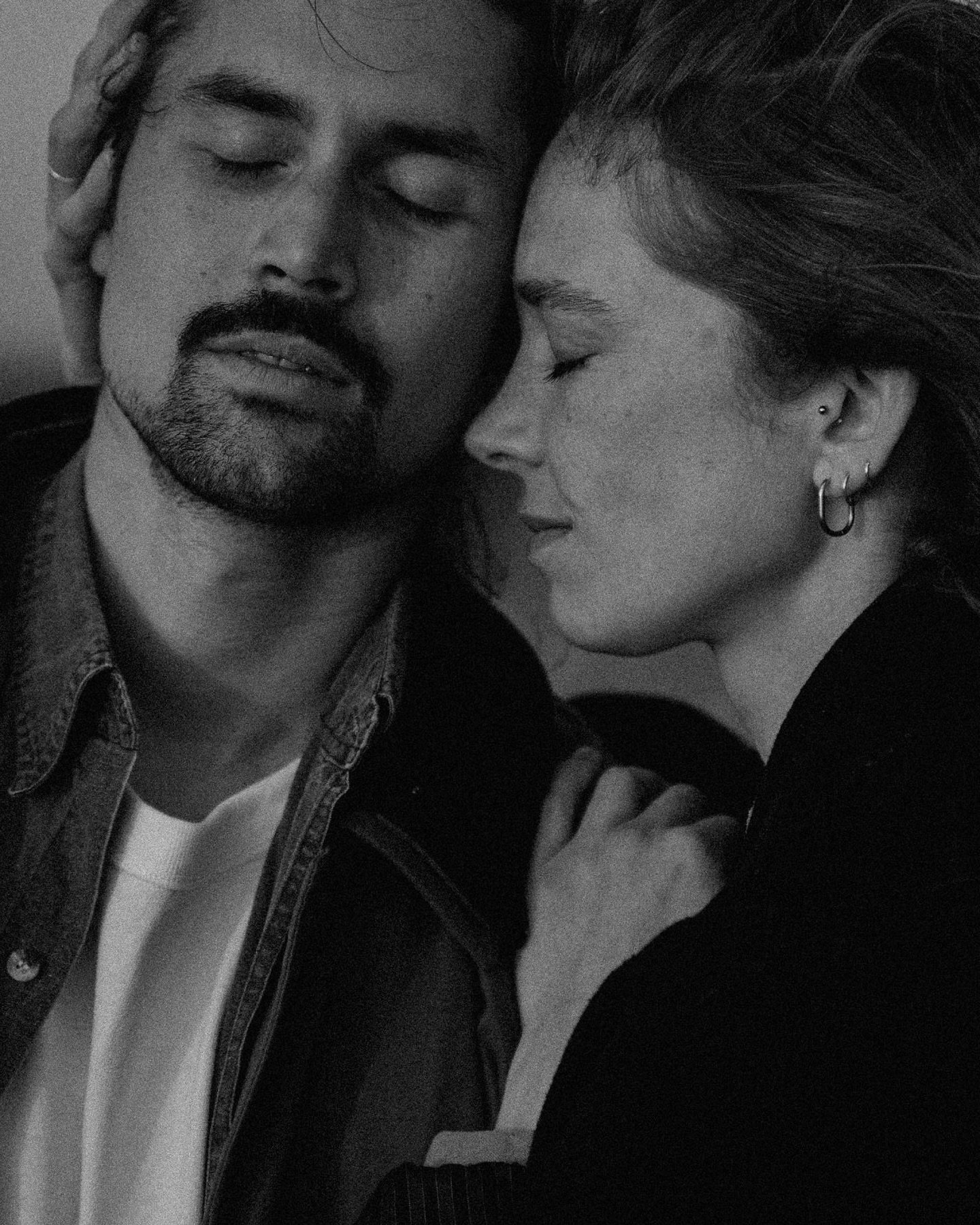 // What an honor it was to capture these sweet beautiful moments! Genuine connection, joy and the sea, ALL THE FEELS. Beste maatje Francien en nieuwe grote broer Ryan are the best people you could have around, I love them 💫