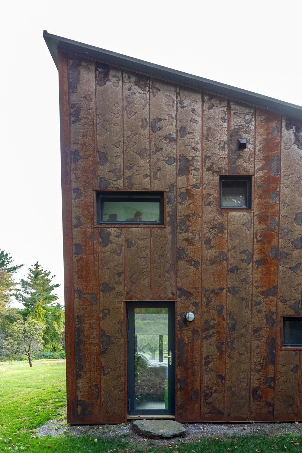 2002 Back Elevation.jpg