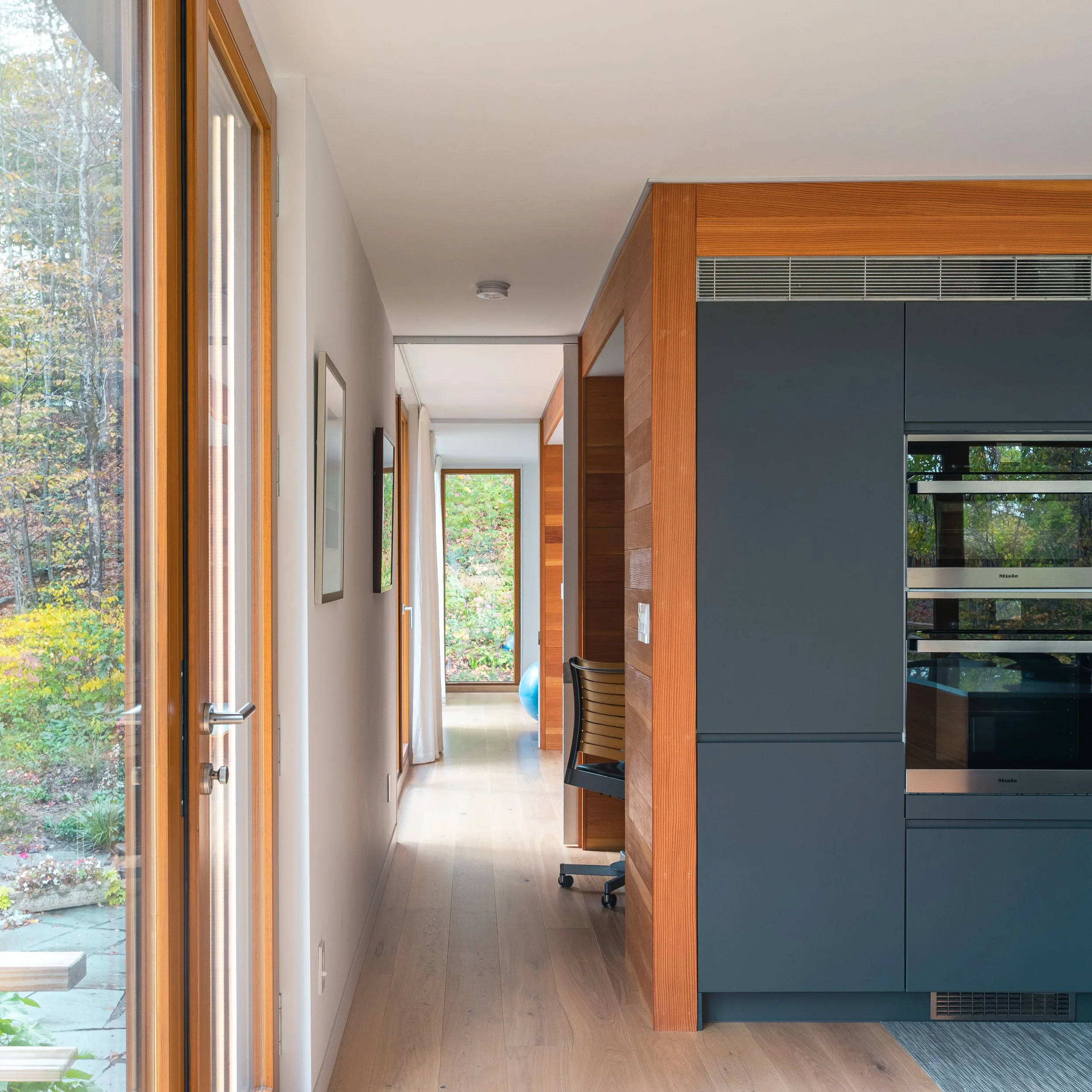 Hallway to Bedroom.jpg