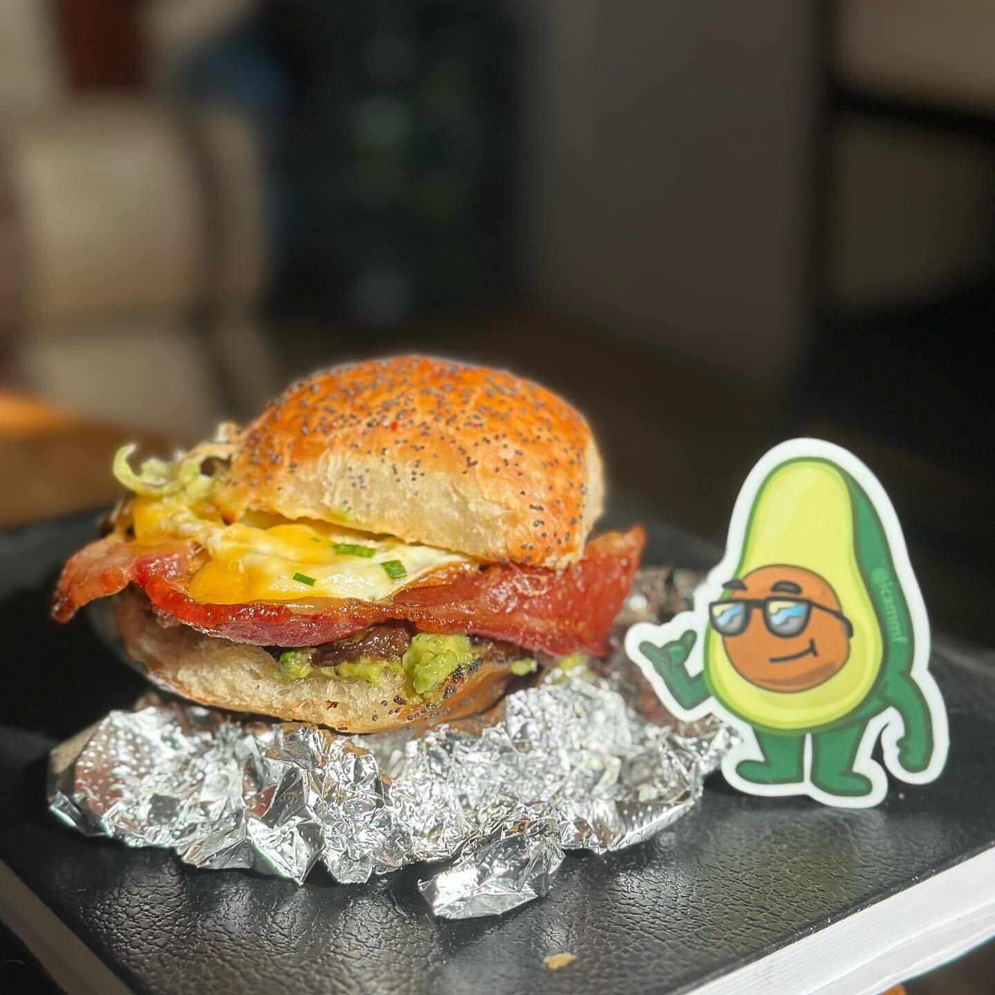 *NEW SANDWICH COLLAB*
&ldquo;The Cali Cam&rdquo;
@thymemachinepgh 

Bacon, cheddar cheese, fried egg, grilled onion, cherry pepper mayo, avacado mash, on a house-made bun.
.
Ryan&rsquo;s been making me this sandwich for a while now and I&rsquo;m hype