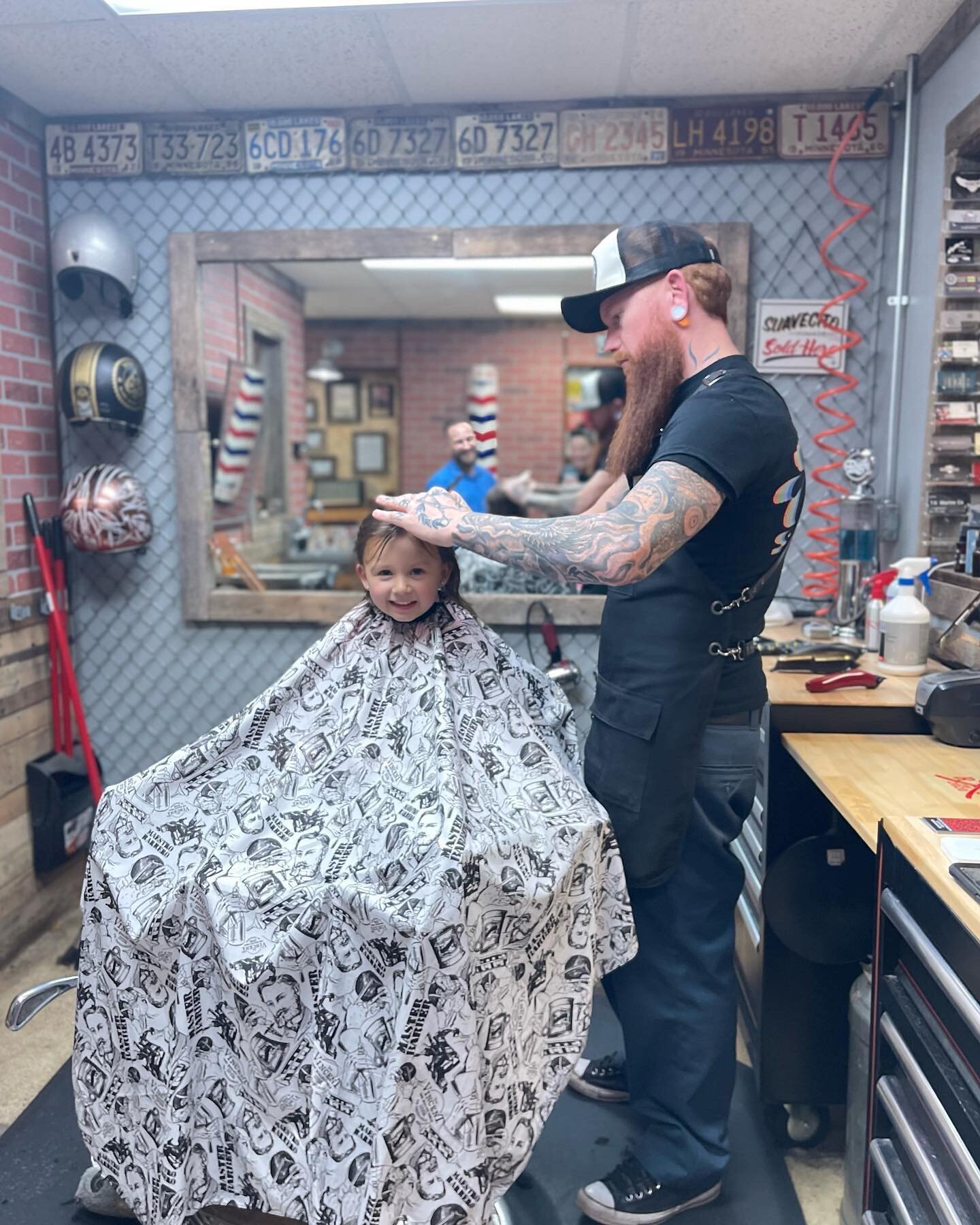 Shout out to Red&rsquo;s Chop Shop!! My Layla got her first haircut after her Dad&rsquo;s cut today. Ladies, if your groom needs a dapper look, go see Red in Apple Valley. He&rsquo;s very talented, quick and stays open late! 💈❤️ #redschopshop #minne