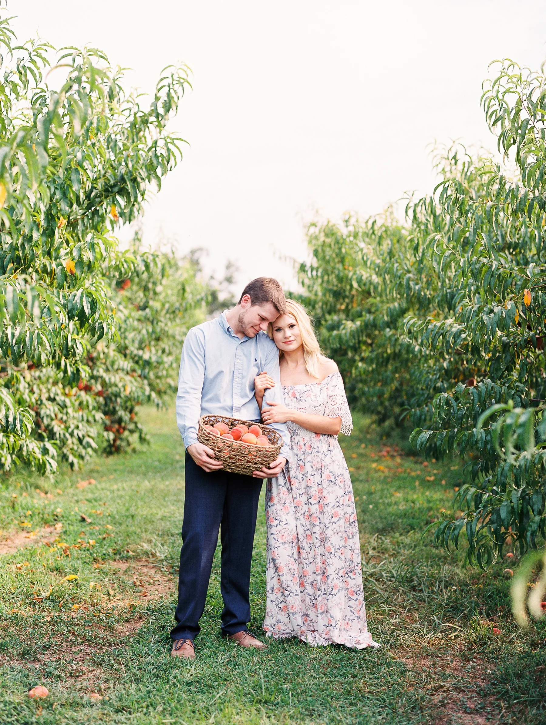 Peach-Orchard-Engagement-Session-Arkansas_0019.jpg