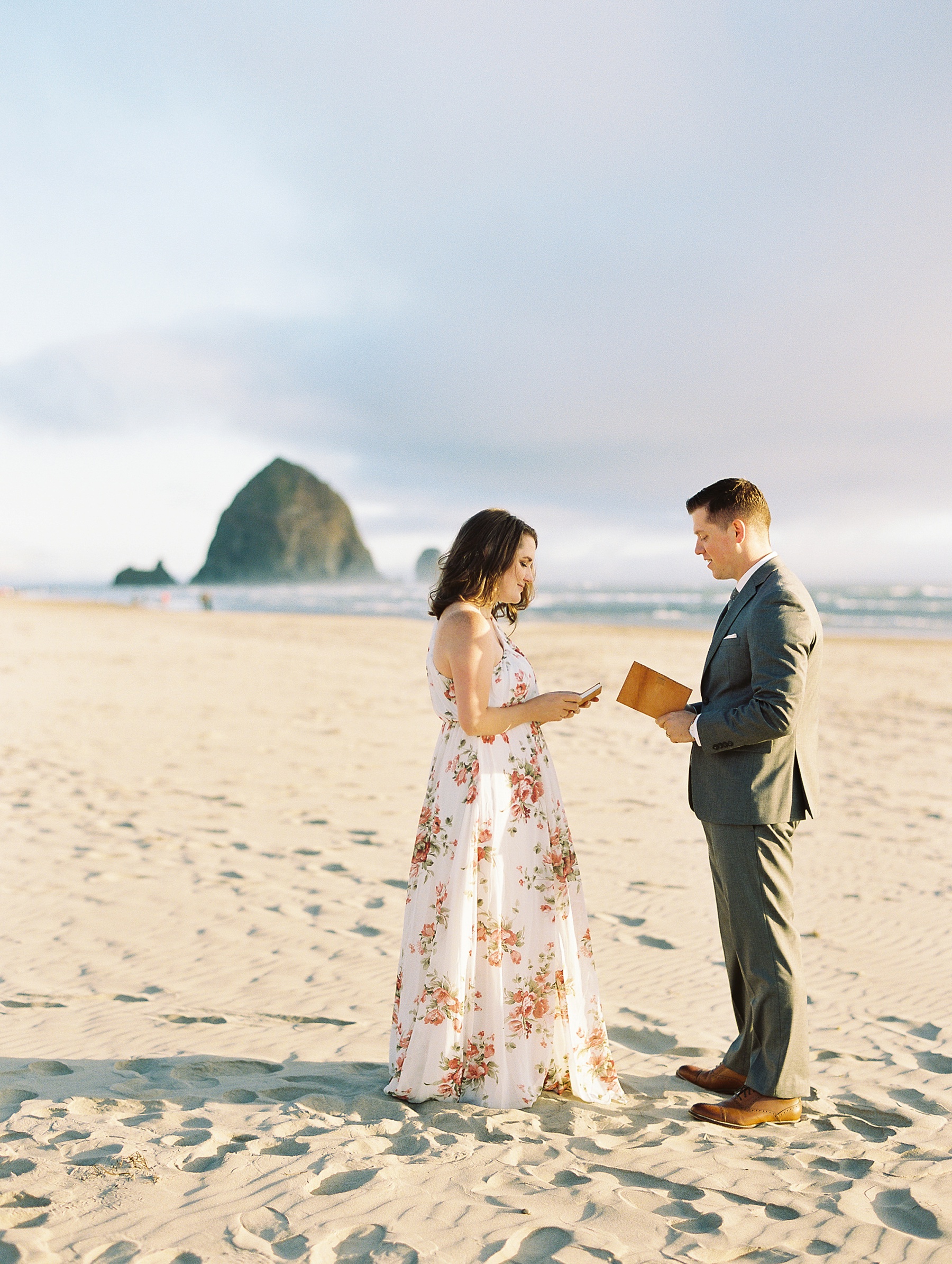 Cannon Beach Oregon Wedding Photographer_1331.jpg