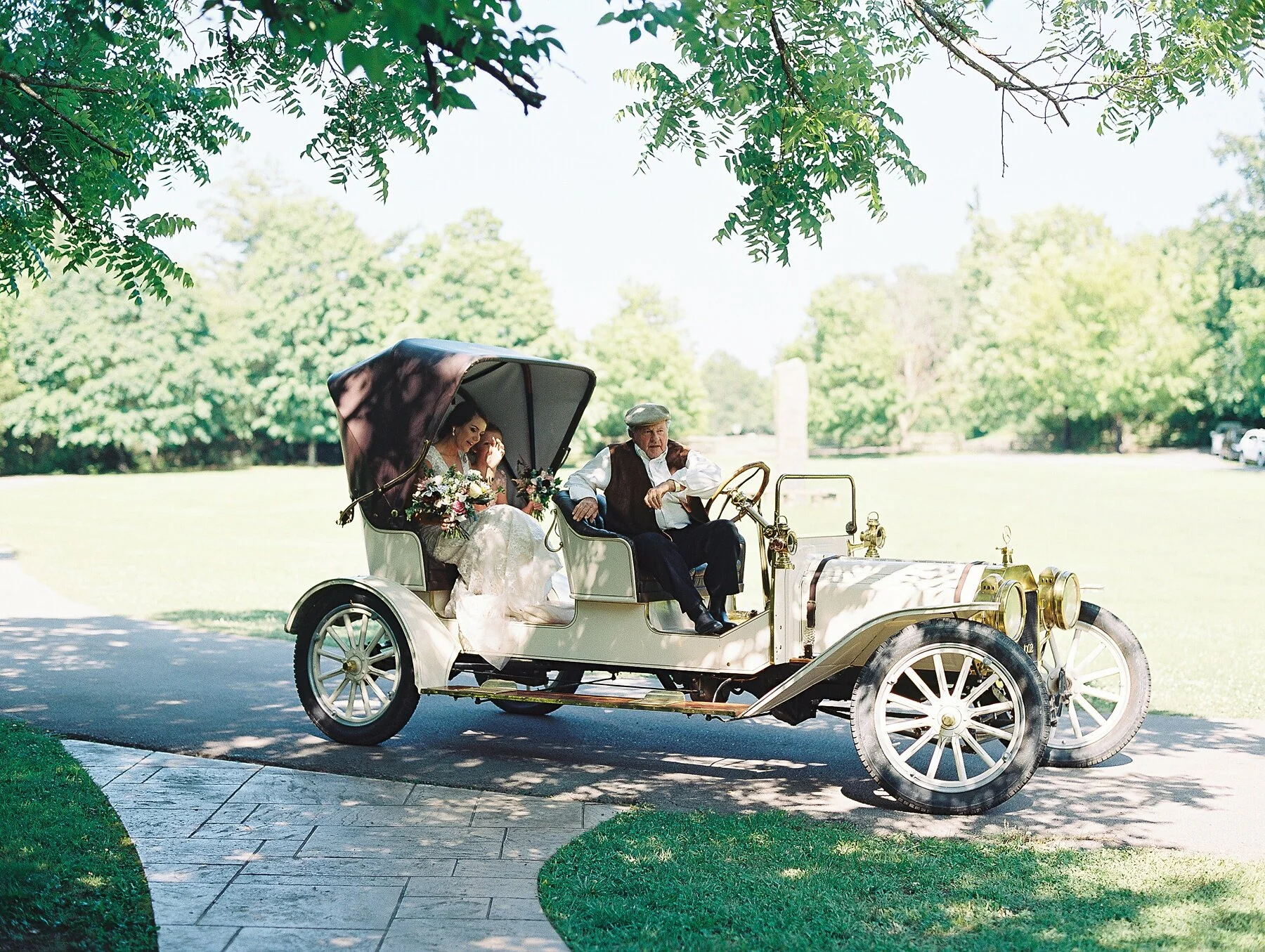 St Catherine's at Belle Gable Wedding_1096.jpg