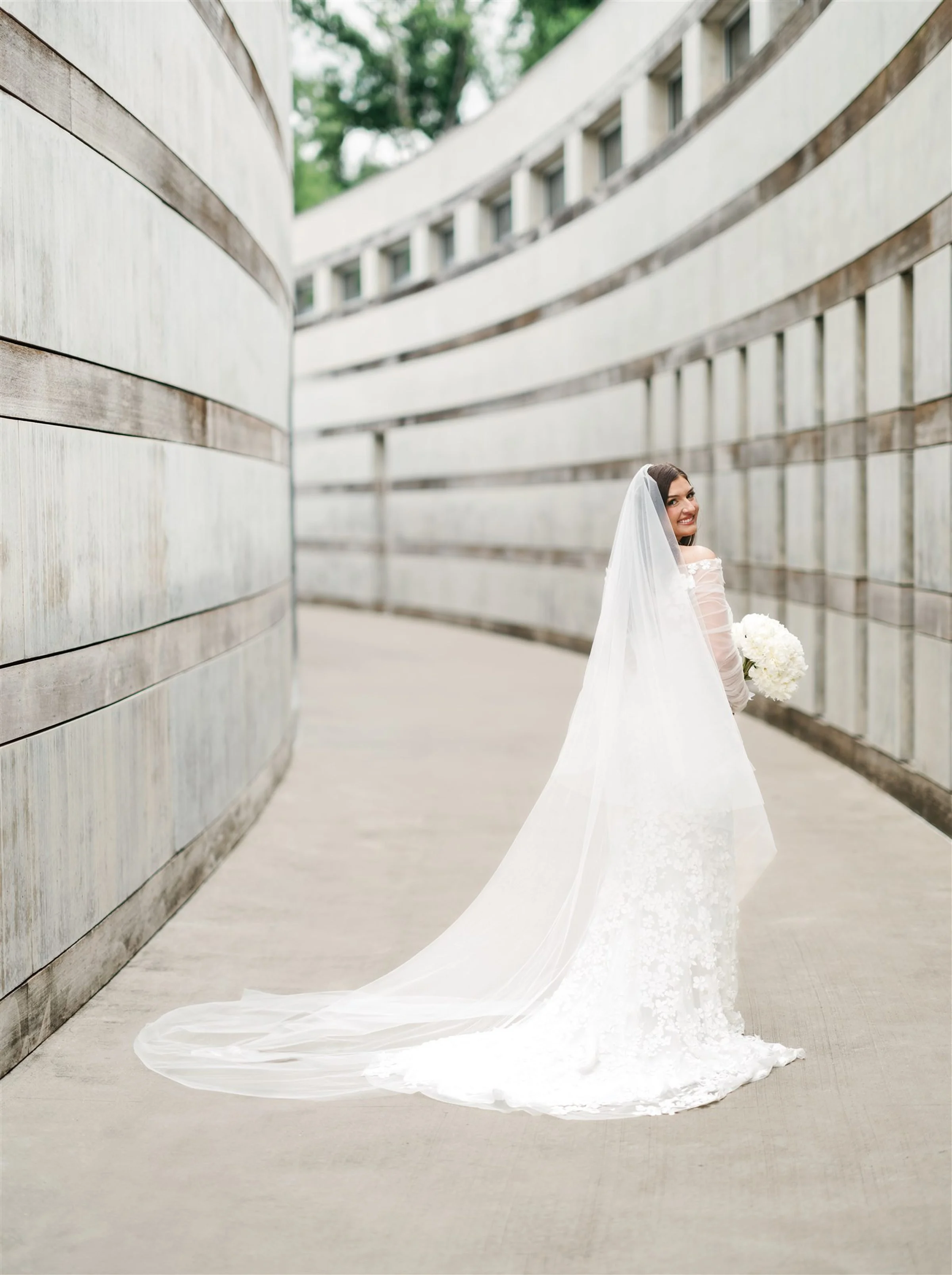 Hannah and Sam Wedding007.jpg