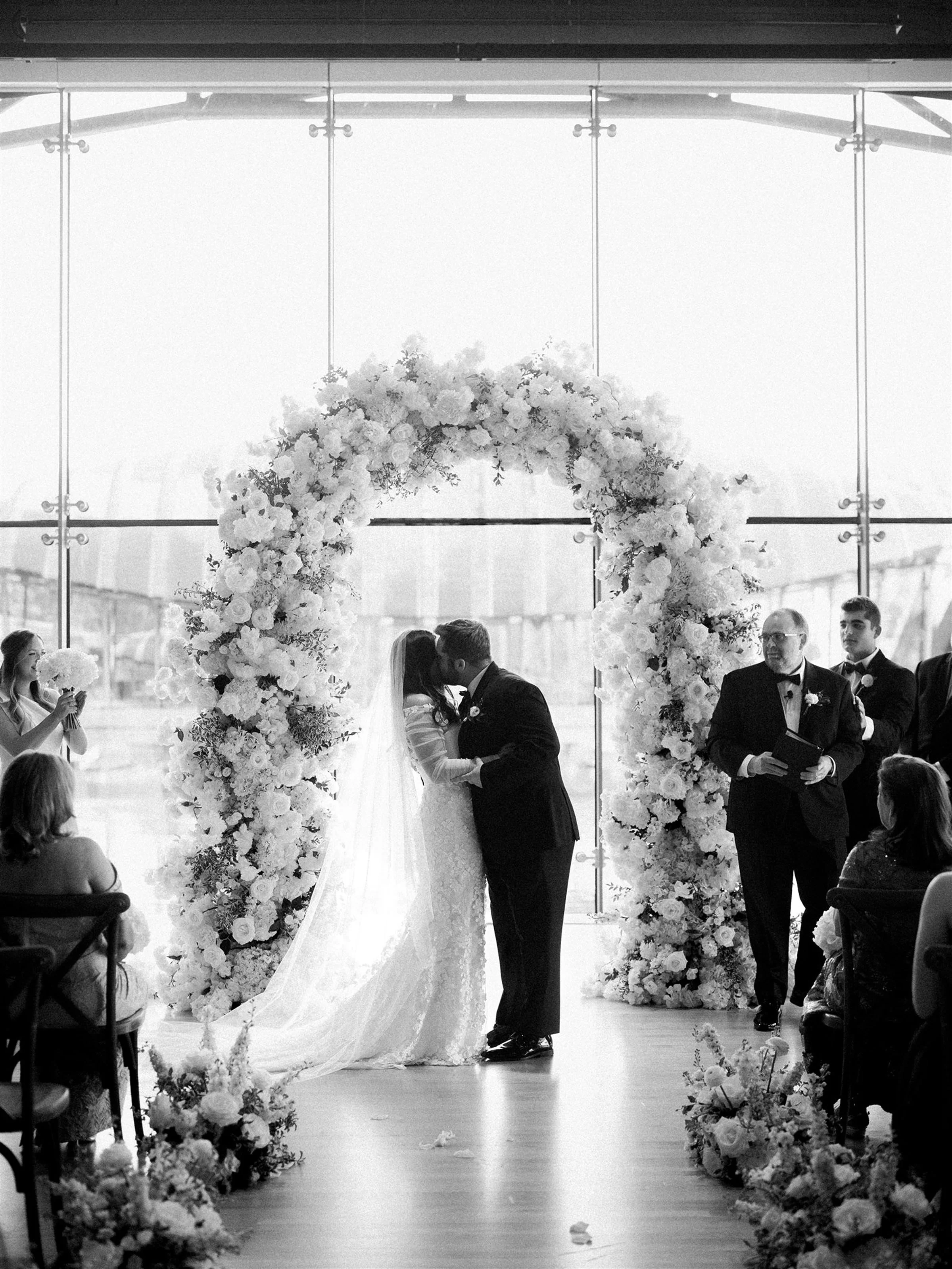 Hannah and Sam Wedding049.jpg