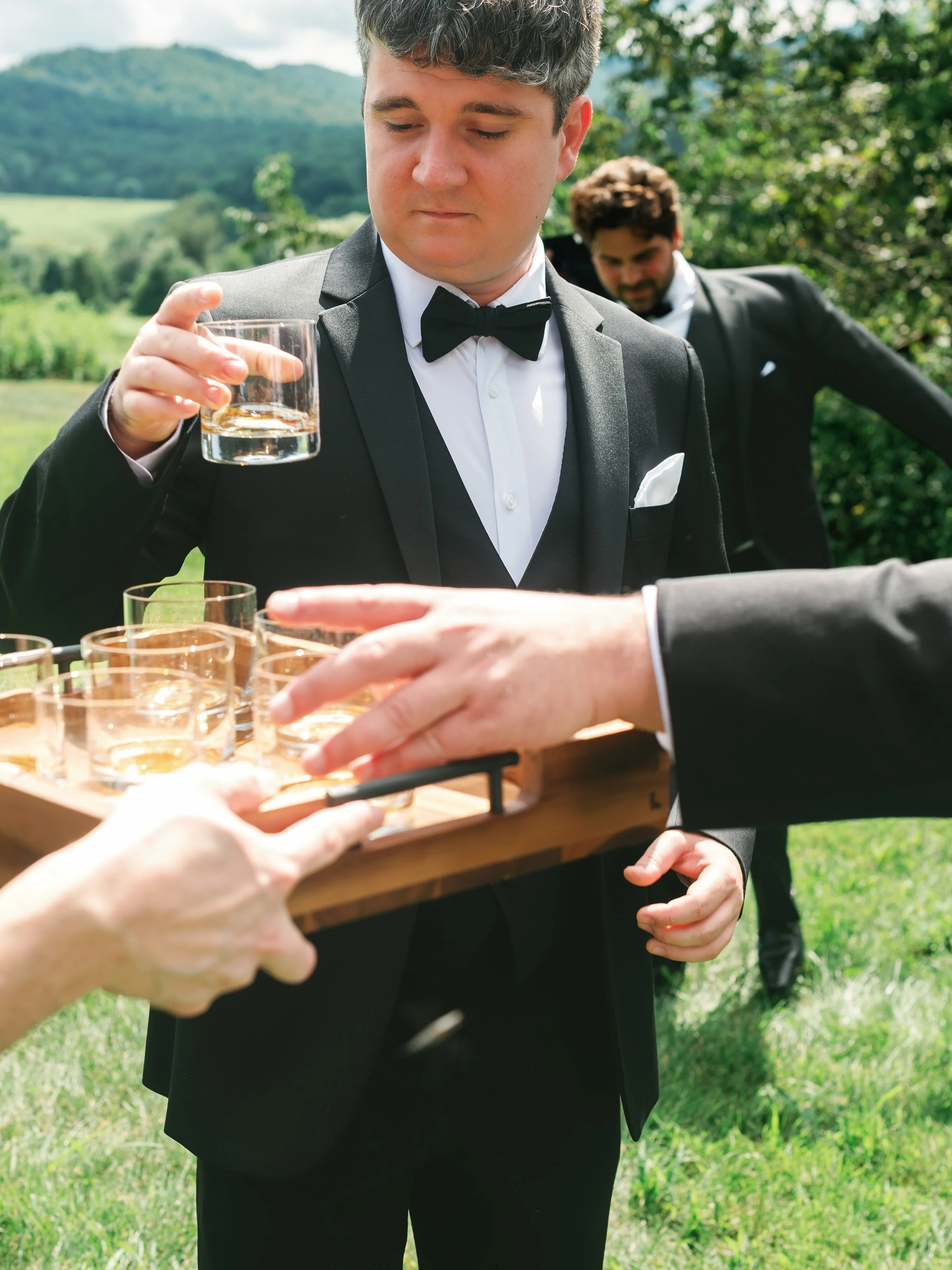 Kaitlyn and Cameron Pippin Hill034.jpg