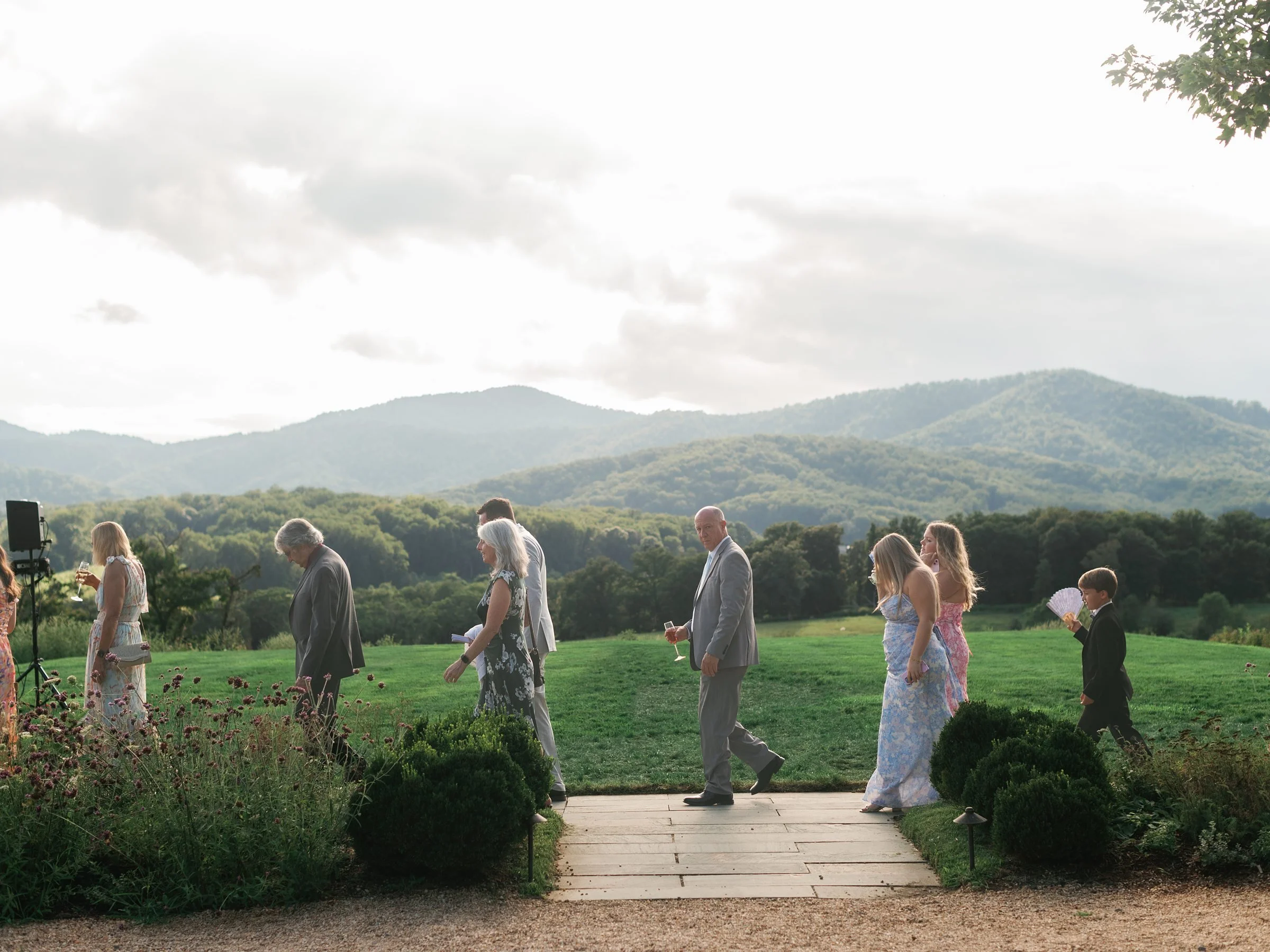 Kaitlyn and Cameron Pippin Hill050.jpg