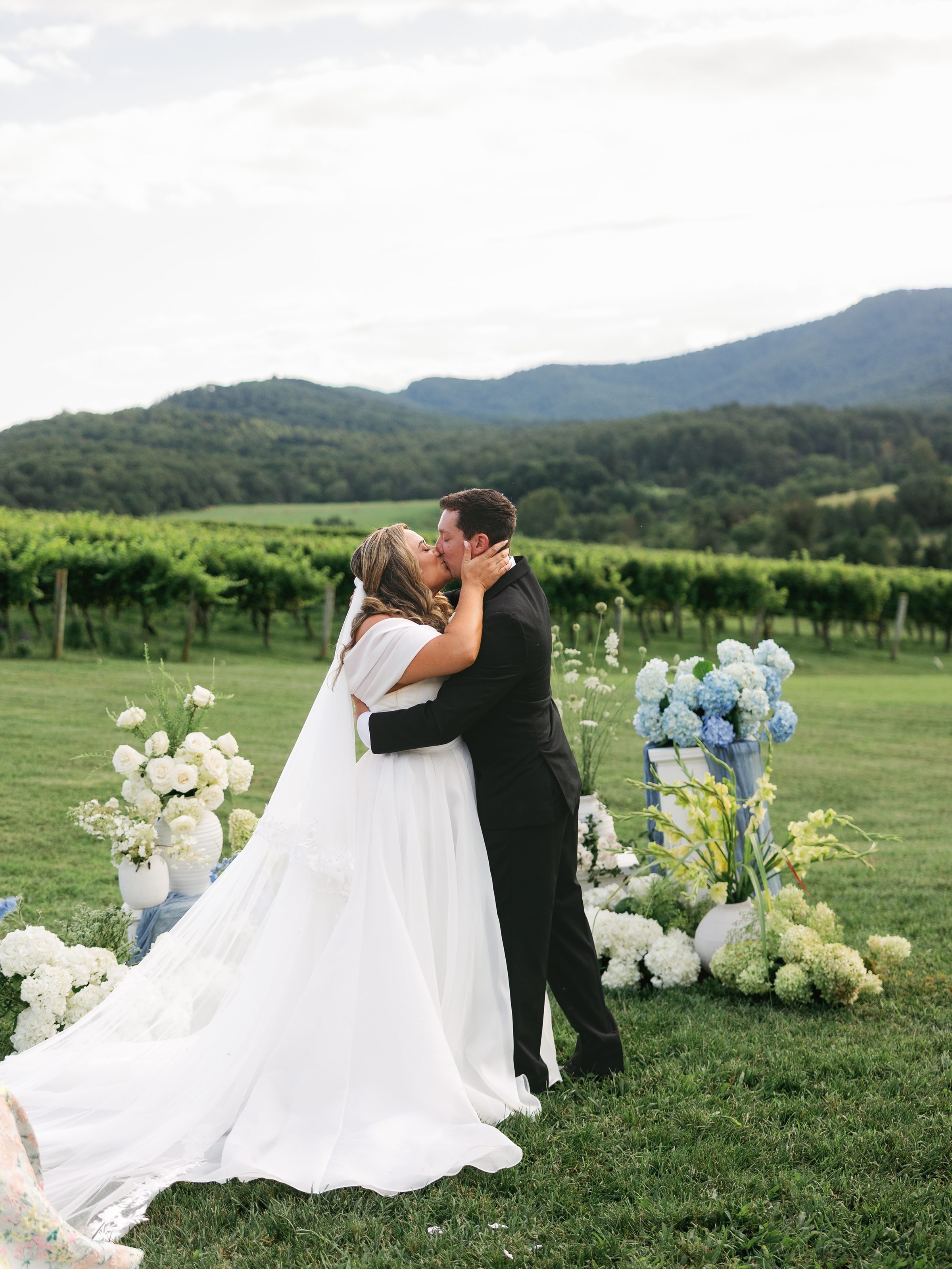 Kaitlyn and Cameron Pippin Hill069.jpg