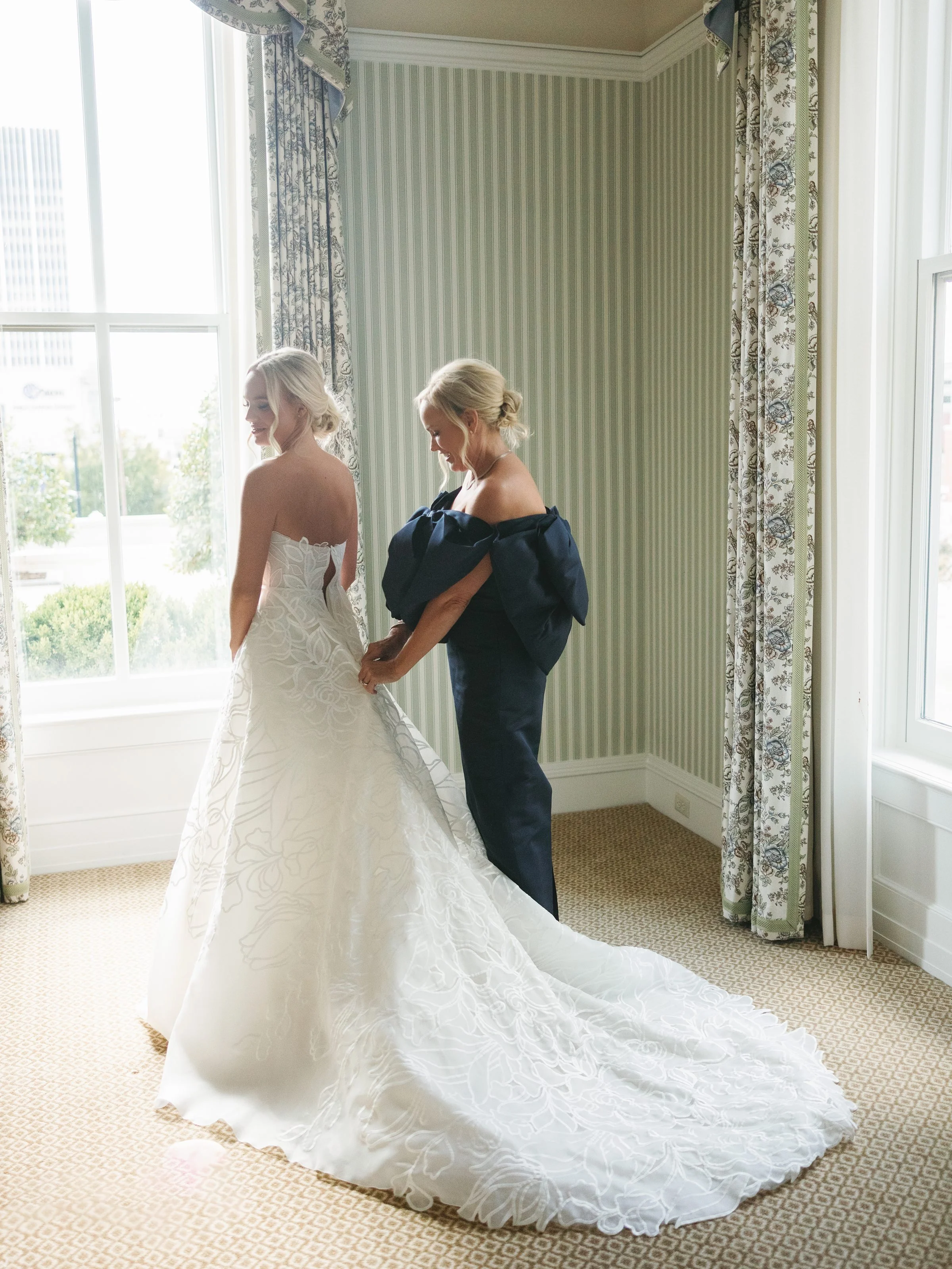 Mary Claire and Andrew Wedding009.jpg