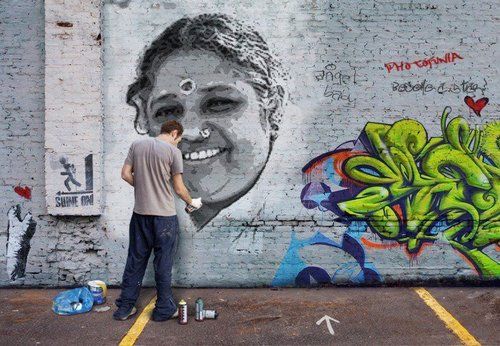 Saint Amma street art
