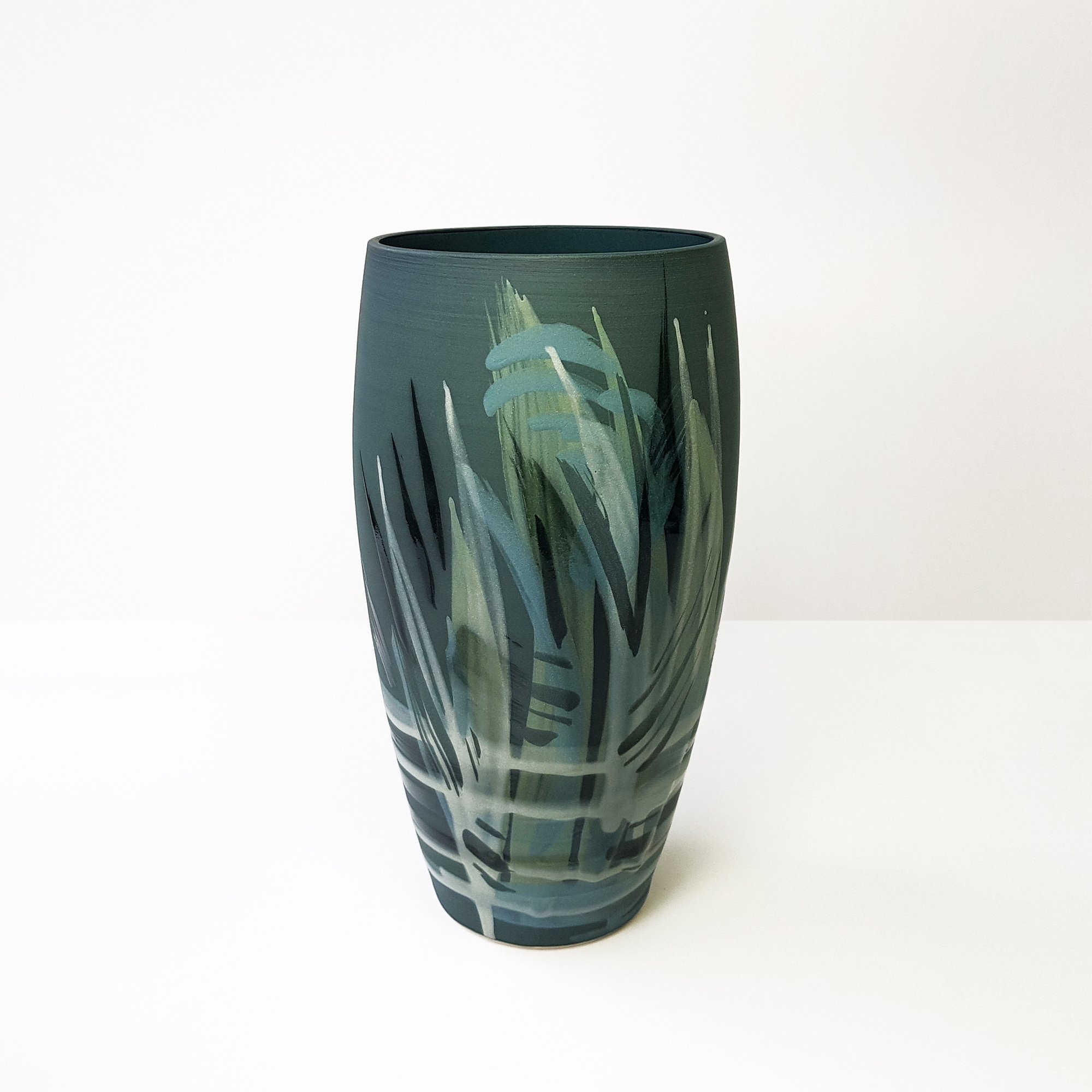 27a-curved-vase-rowena-gilbert.jpg