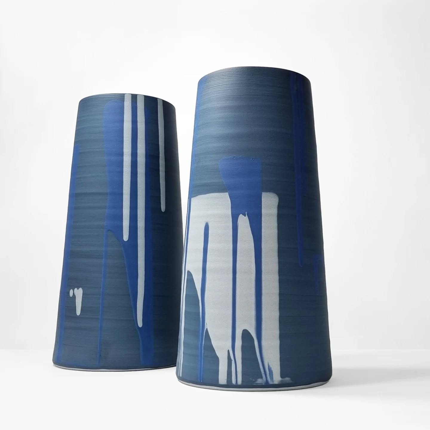 Call out 🔊 to my Glasgow chums 🤗 My new collection of ceramics vessels (this post and previous posts and no doubt more posts to follow.. 😉) will be in an exhibition starting this **Saturday 2nd November - 24th November**

@annangalleryglasgow

Ann
