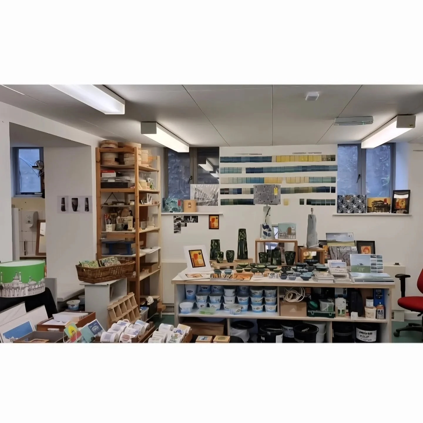 My new studio space.  It feels like a wonderful new venture, though many things to sort out, and the sadness of NEH still lingers. It's been over a year since the whole NEH saga began.. 23 years of my working life in New England House.. It is so sad 